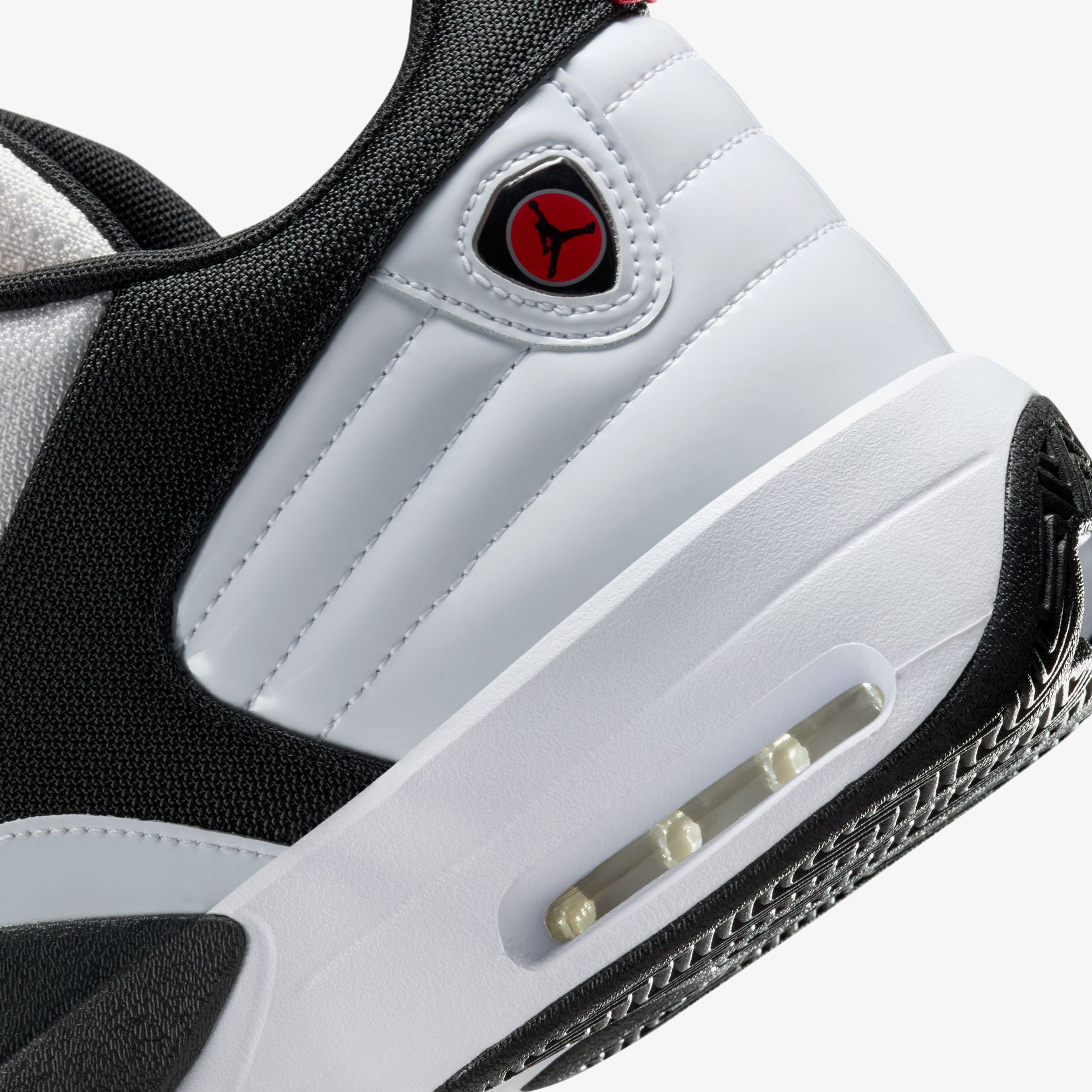 Jordan Max Aura 6 Erkek Beyaz Basketbol Ayakkabısı