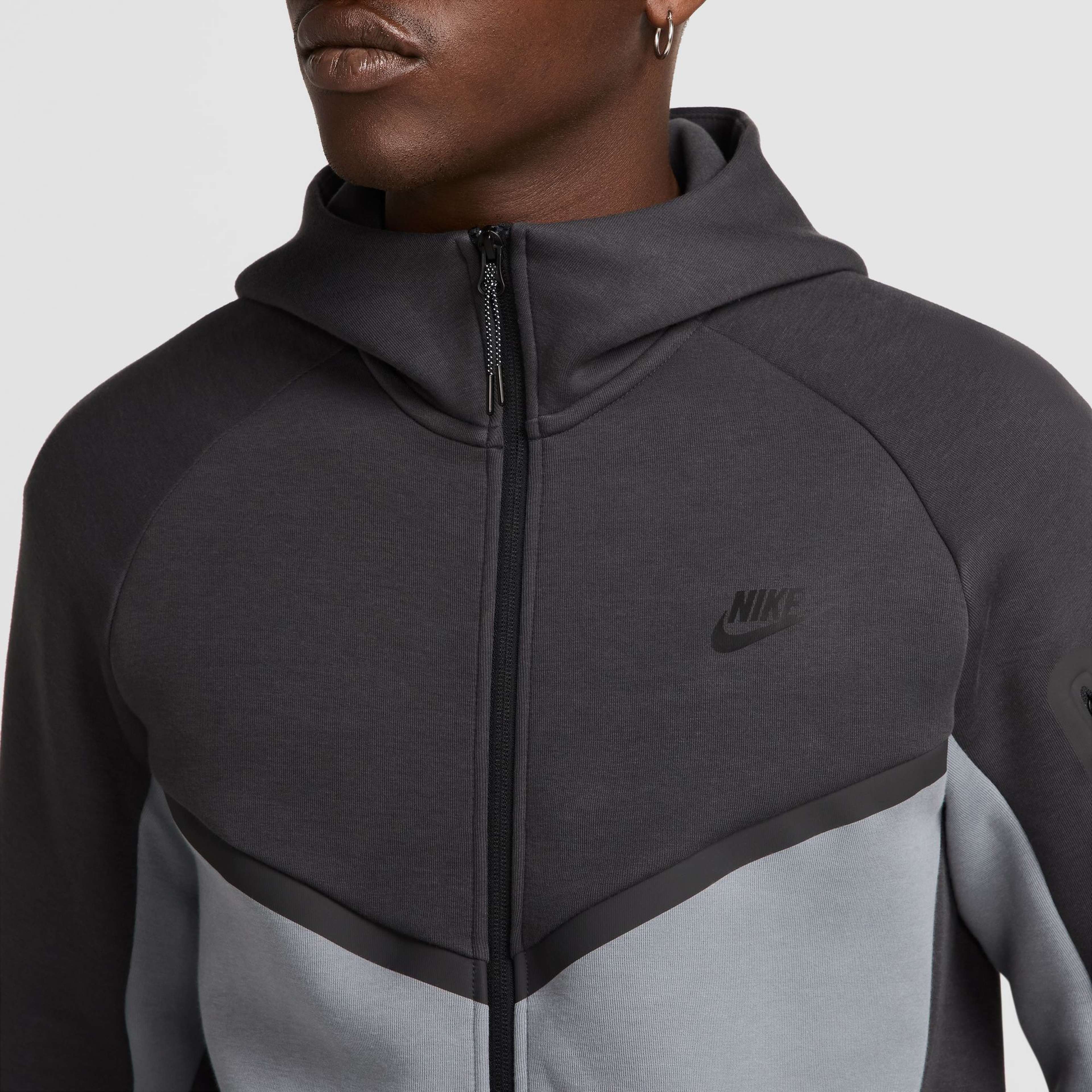 Nike Sportswear Erkek Gri Sweatshirt