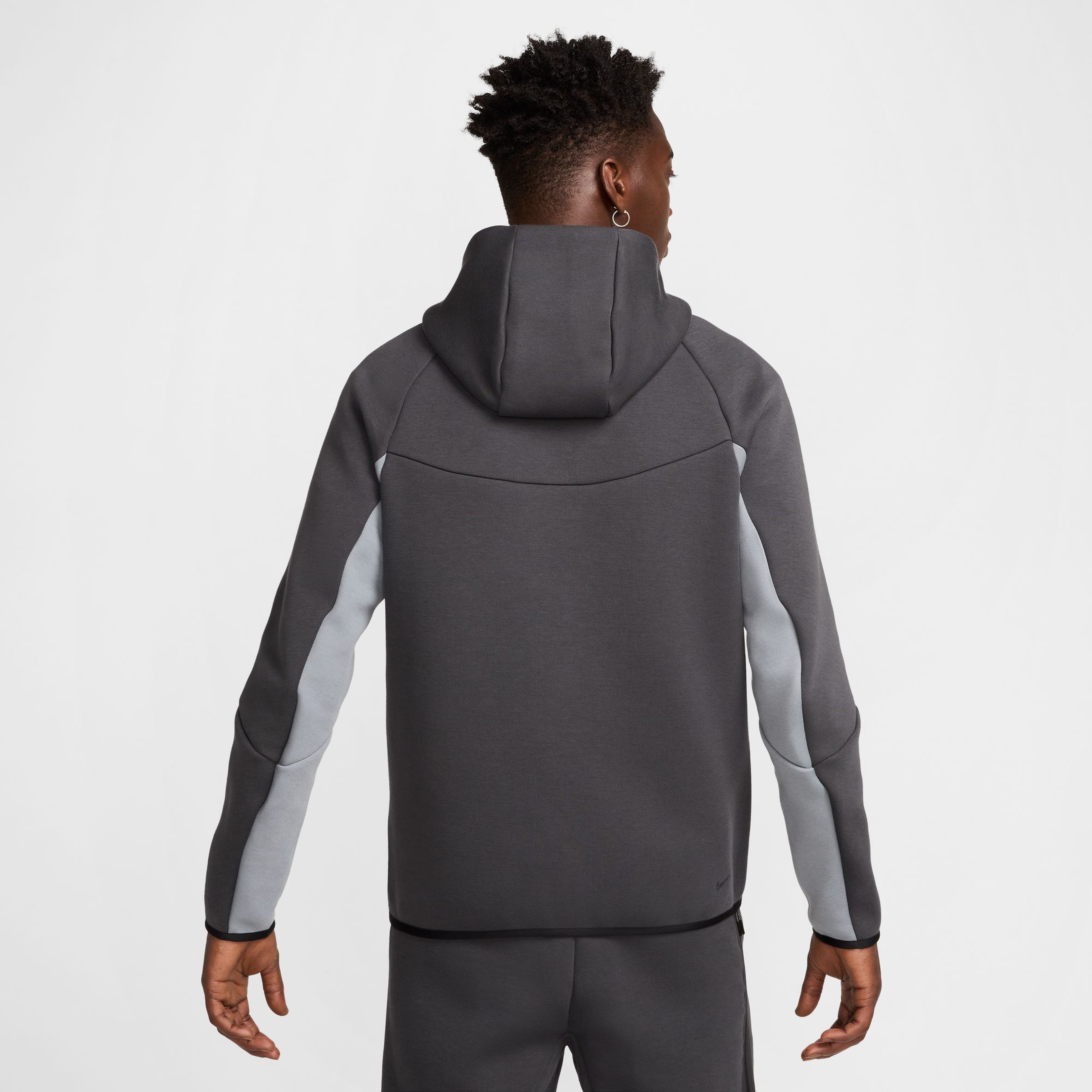 Nike Sportswear Erkek Gri Sweatshirt
