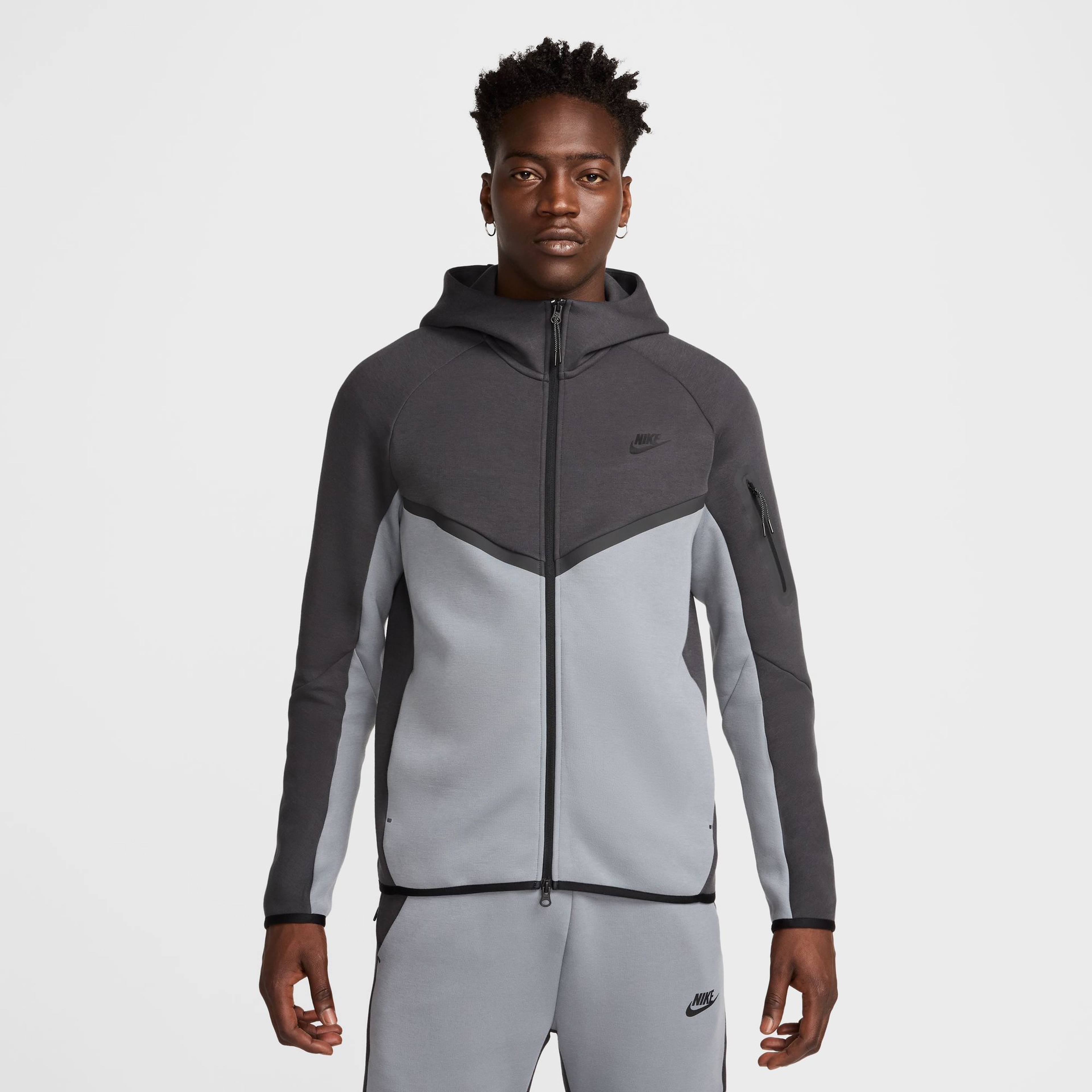 Nike Sportswear Erkek Gri Sweatshirt