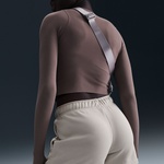 Nike Club Fleece Kadın Beyaz Şort