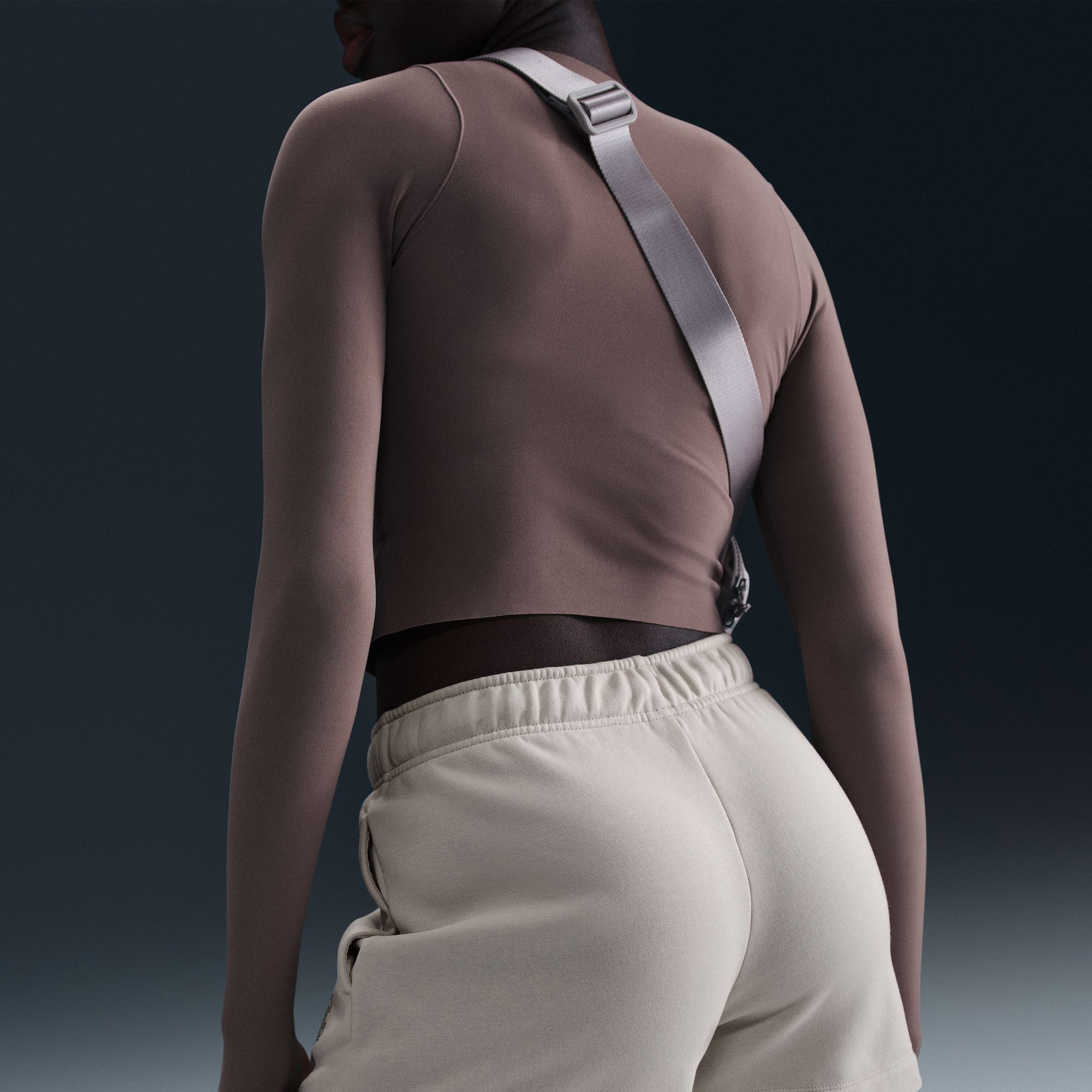 Nike Club Fleece Kadın Beyaz Şort