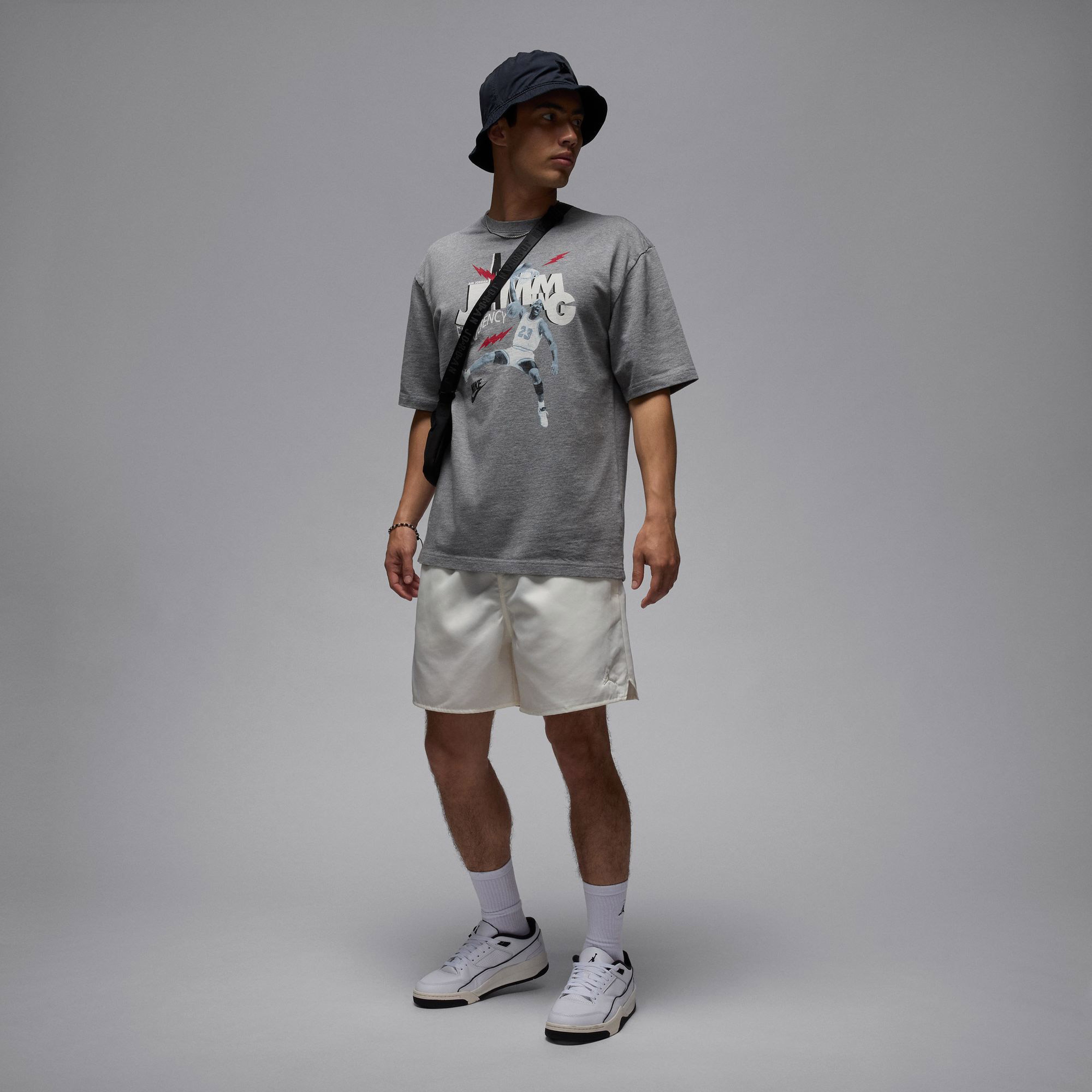 Jordan Brand Erkek Gri T-Shirt