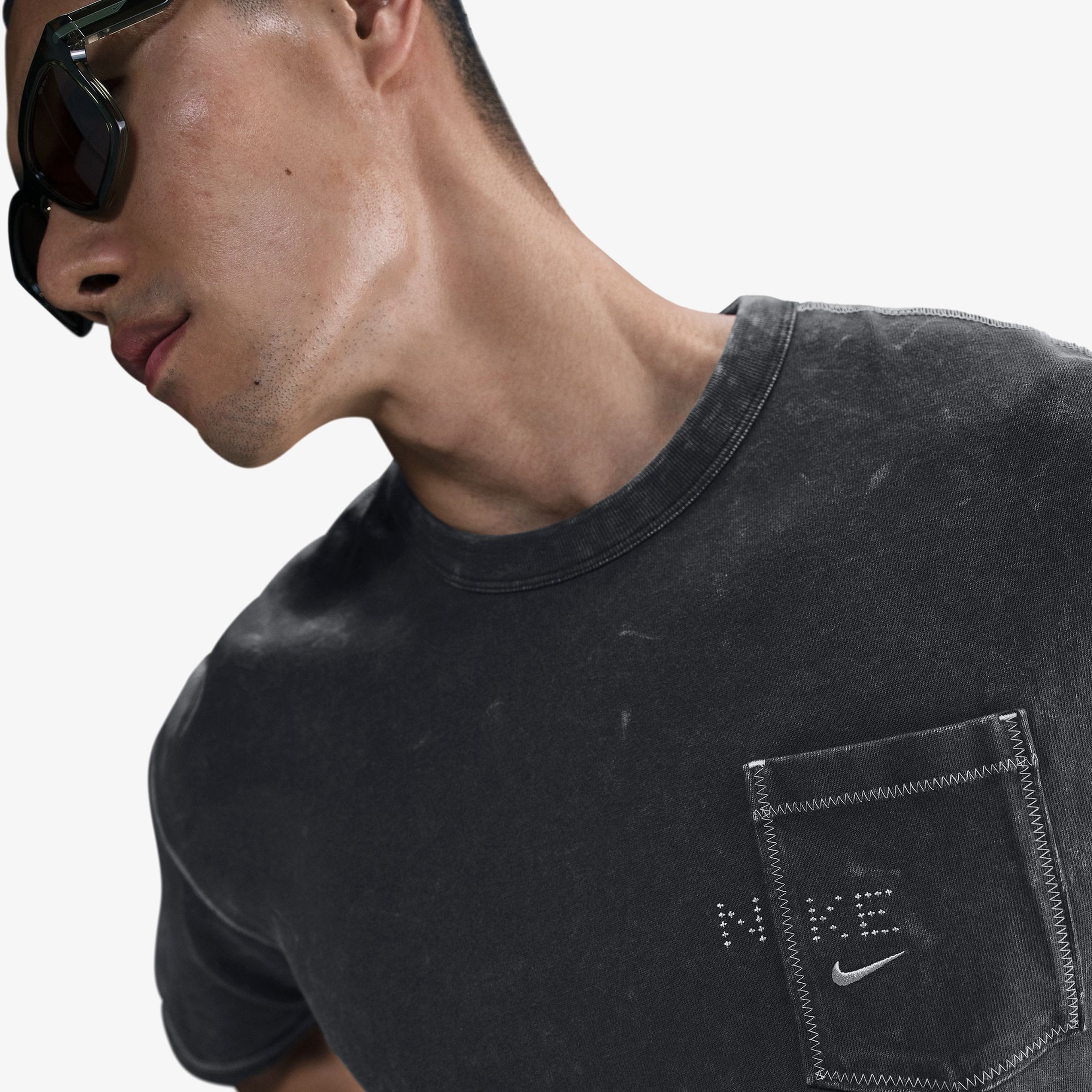 Nike Sportswear Erkek Gri T-Shirt