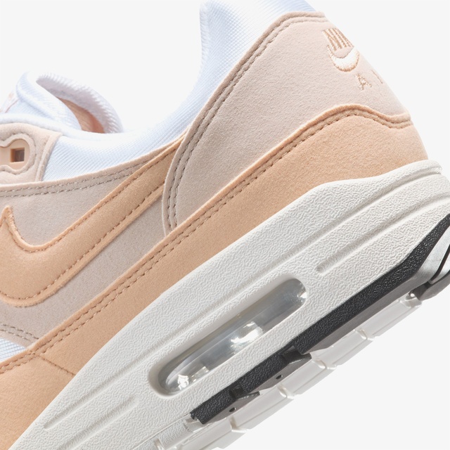 Nike Beyaz Nike Air Max 1 Light Orewood Kadın Sneaker