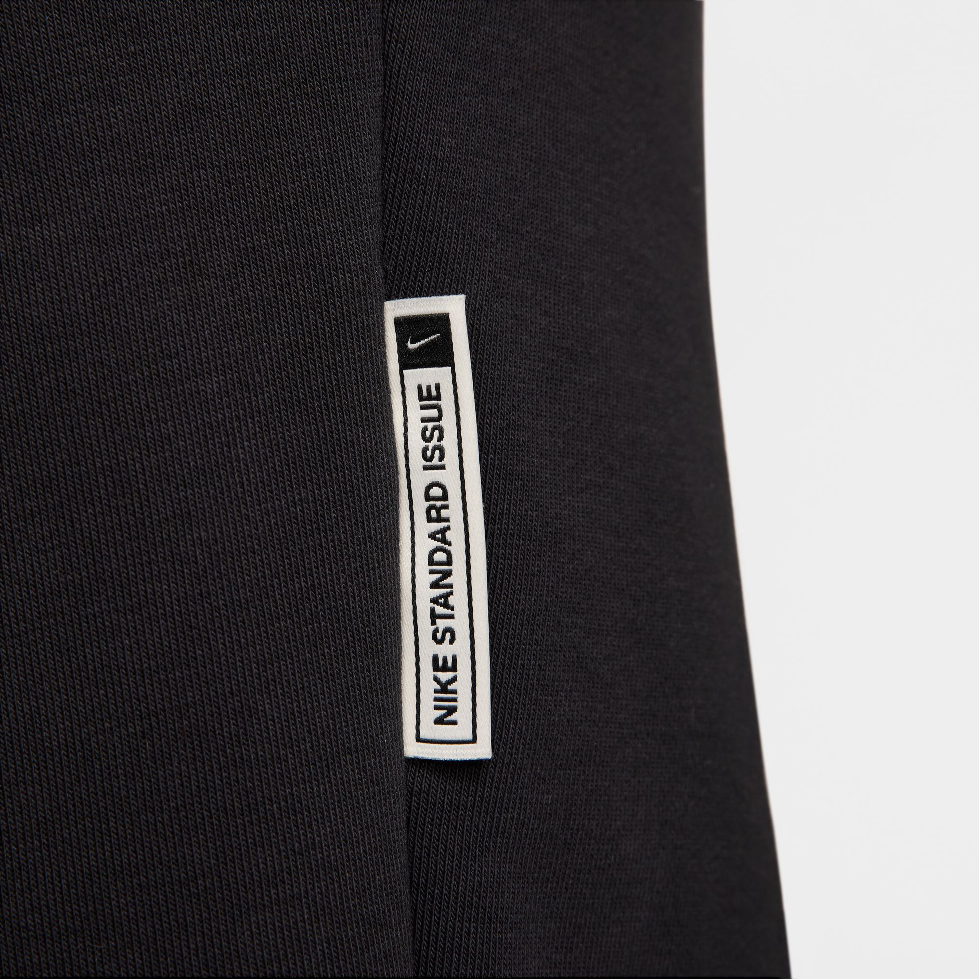 Nike Standard Issue Erkek Siyah Eşofman Altı