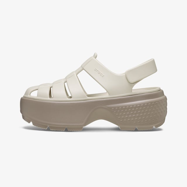 Crocs Stomp Fisherman Kadın Bej Sandalet - Görsel 4