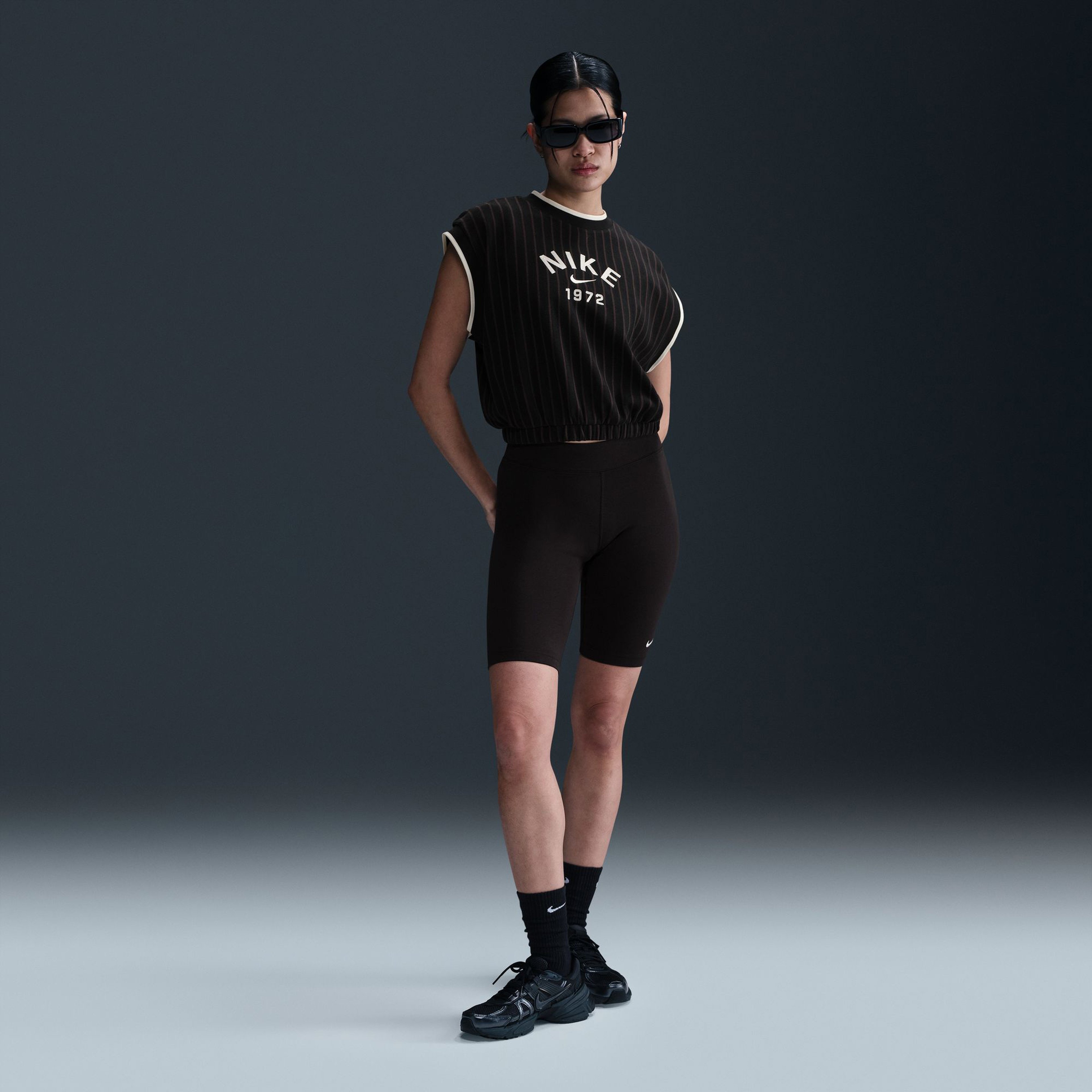 Nike Sportswear Collection Kadın Siyah Atlet