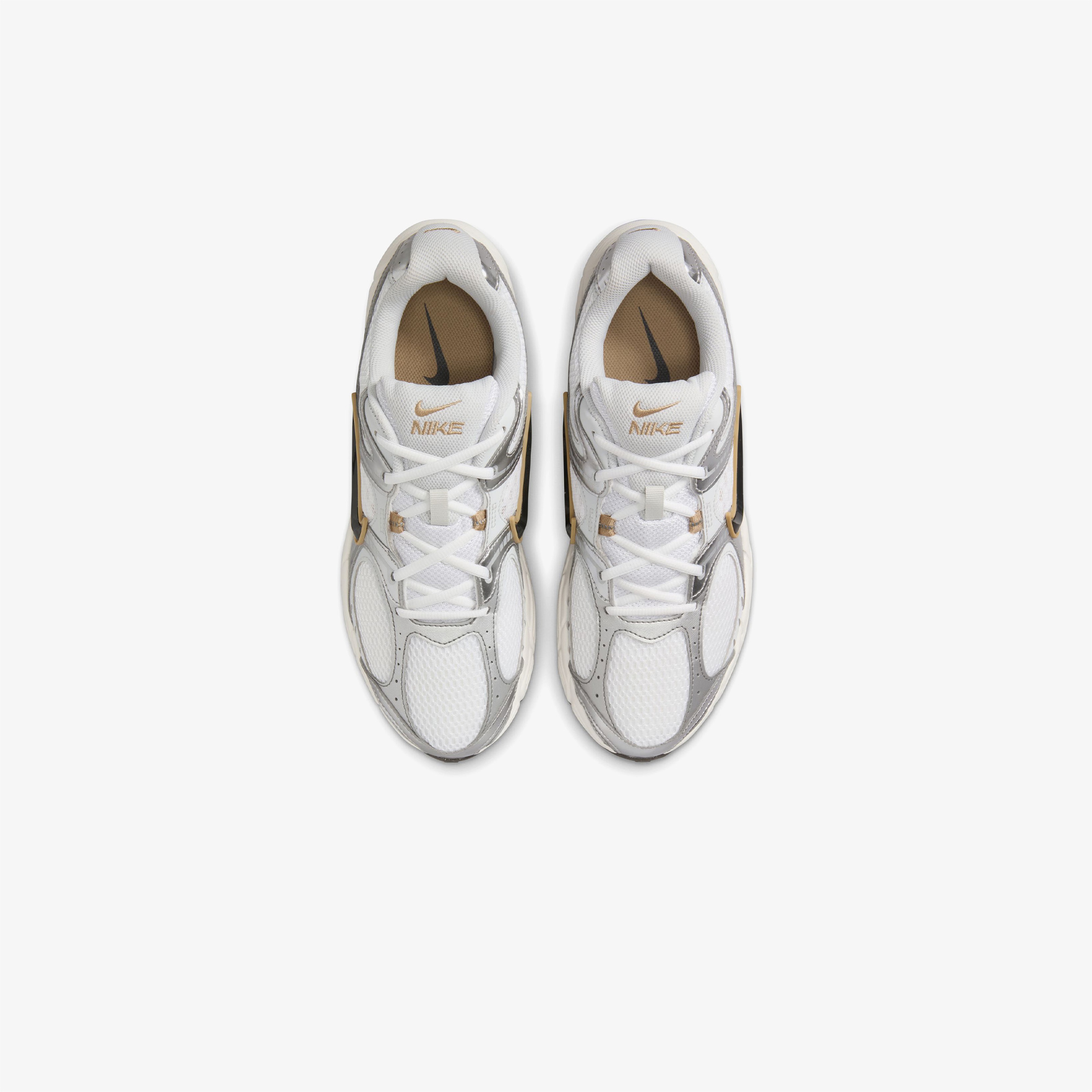 Nike V5 RNR Erkek Gri Spor Ayakkabı