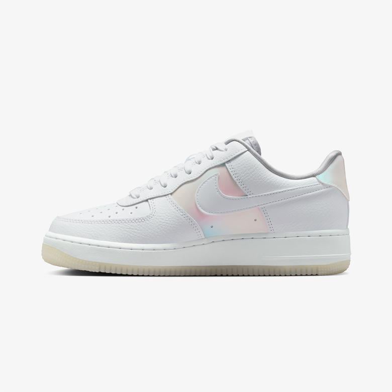 Nike Air Force 1 '07 Kadın Beyaz Spor Ayakkabı