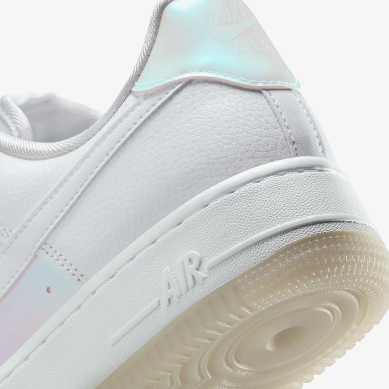 Nike Air Force 1 '07 Kadın Beyaz Spor Ayakkabı