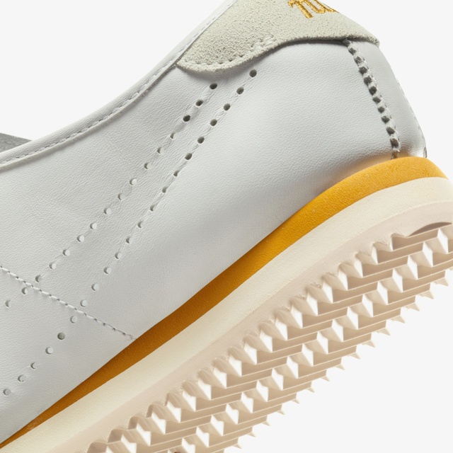 Nike Beyaz Nike Cortez Lt Kadın Spor Ayakkabı