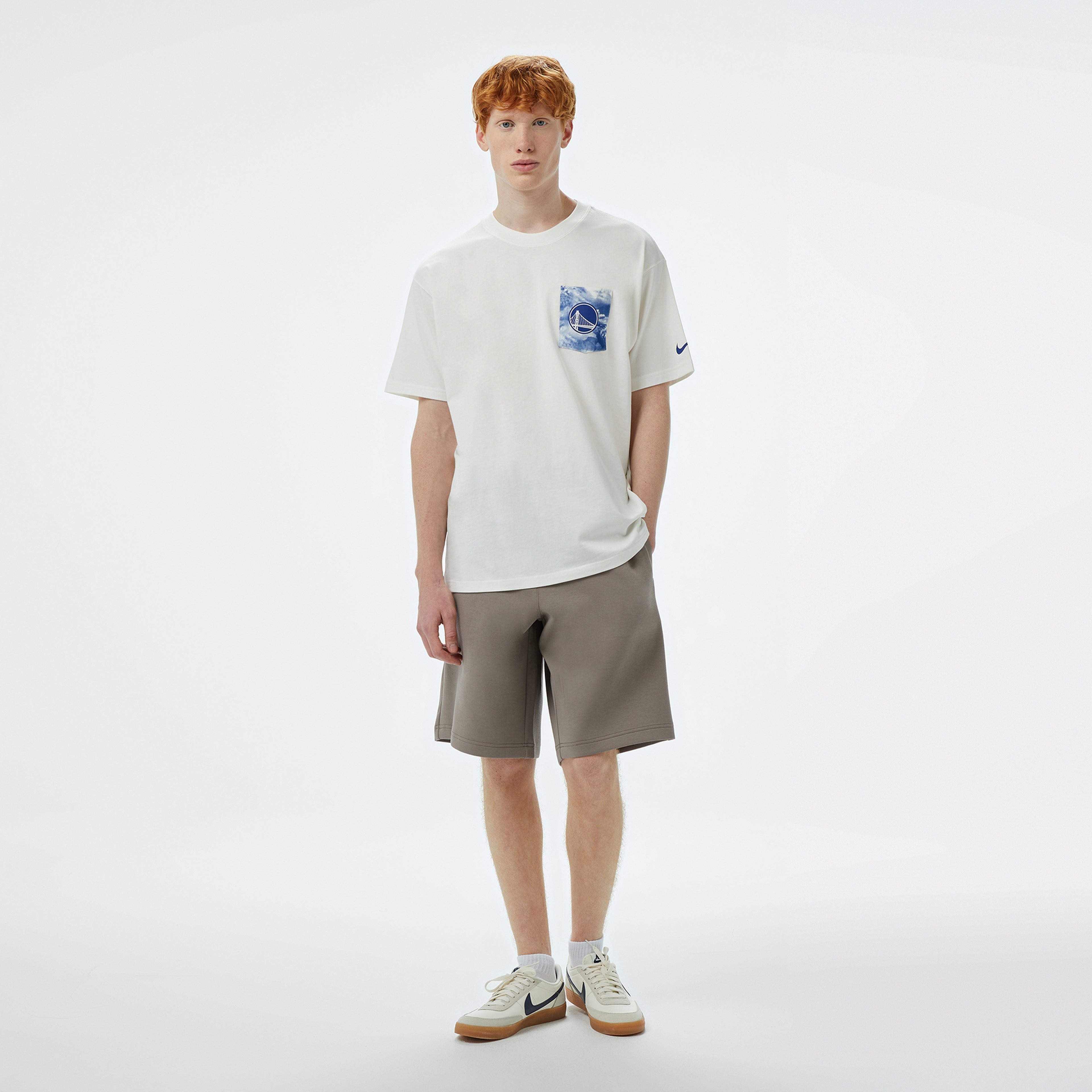 Nike Golden State Warriors Courtside Erkek Beyaz T-Shirt