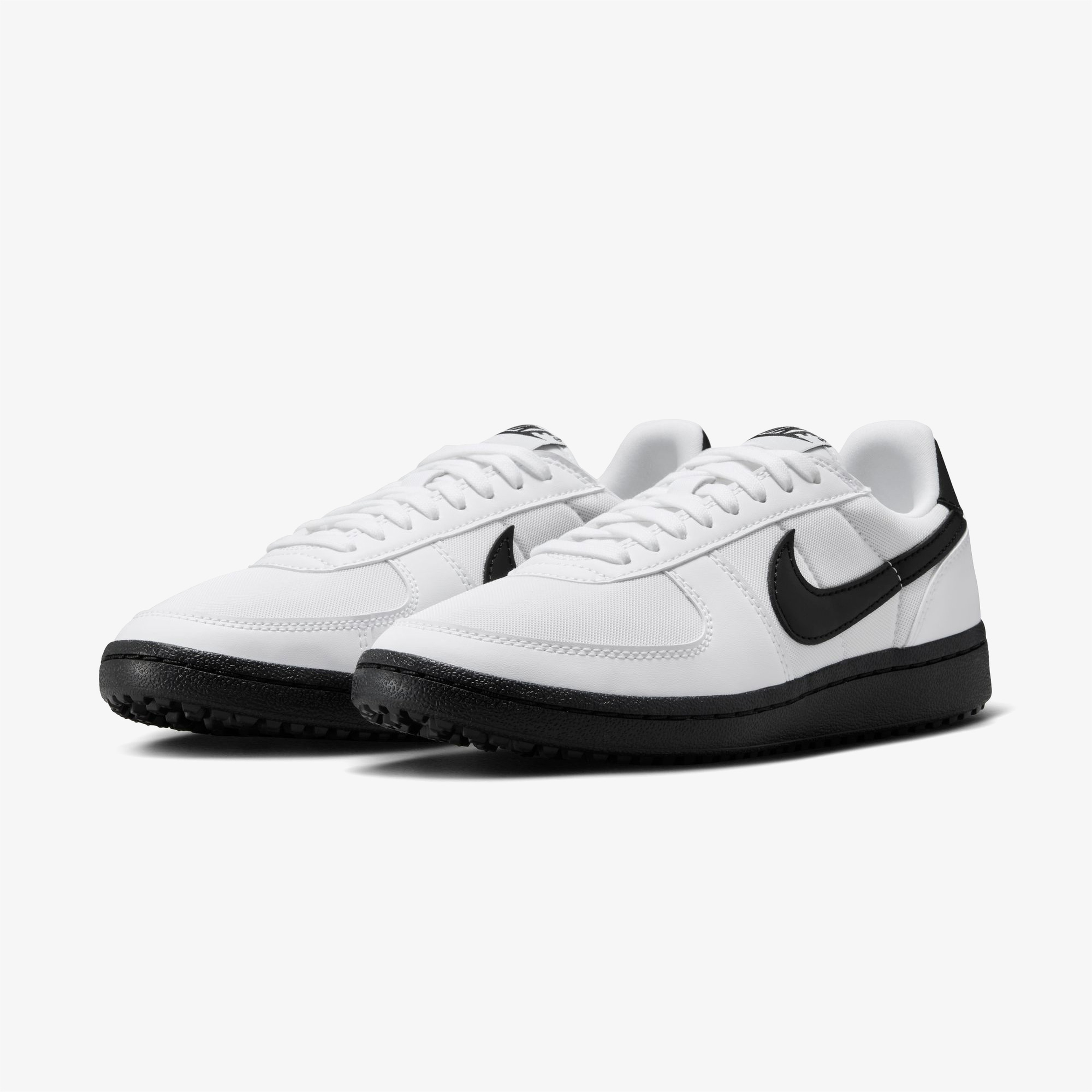 Nike Field General Kadın Beyaz Spor Ayakkabı