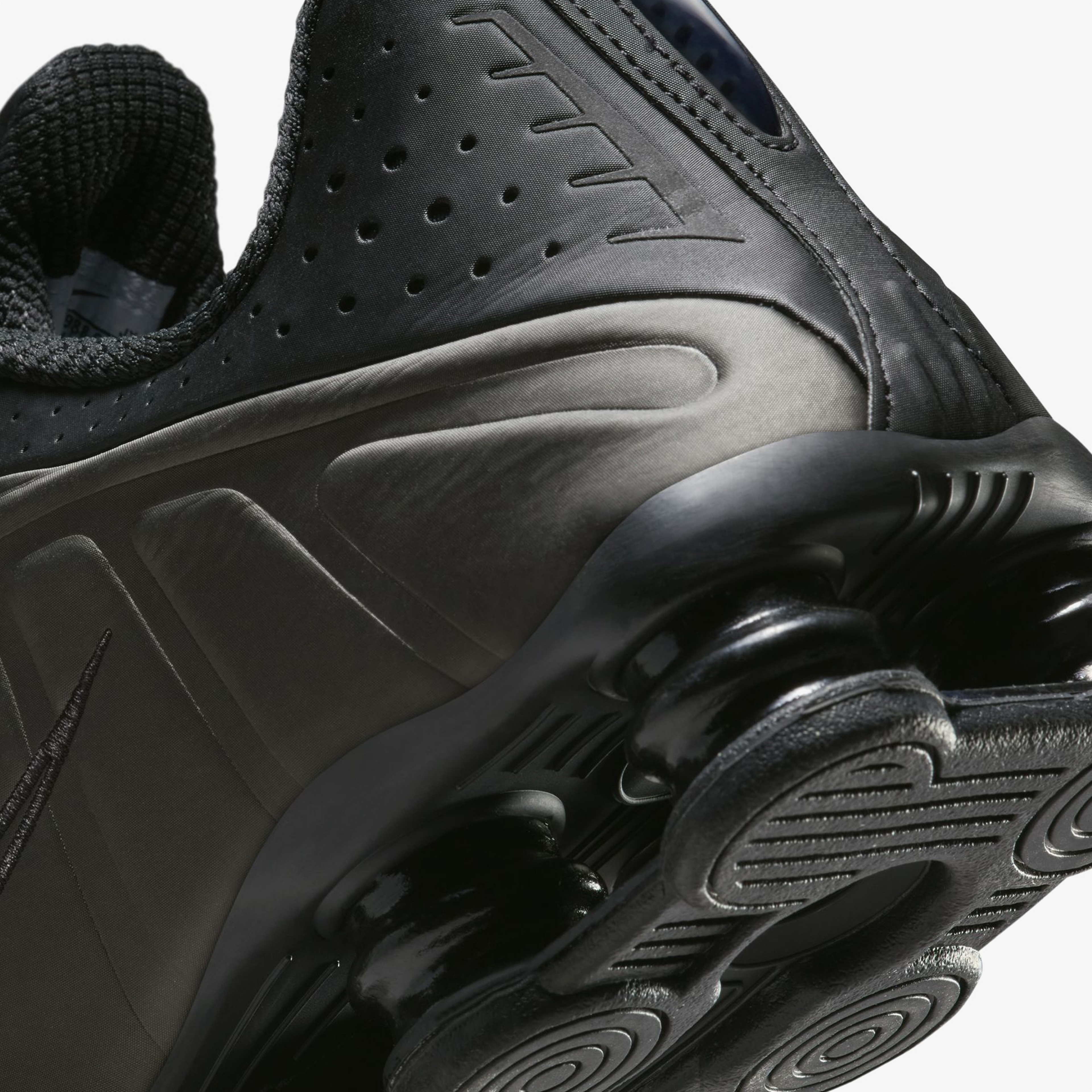 Nike Shox R4 Erkek Siyah Spor Ayakkabı