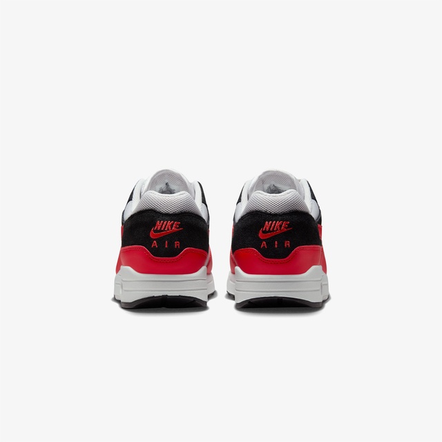 Nike Kırmızı Nike Air Max 1 Essentials Erkek Kırmızı/Siyah Spor Ayakkabı