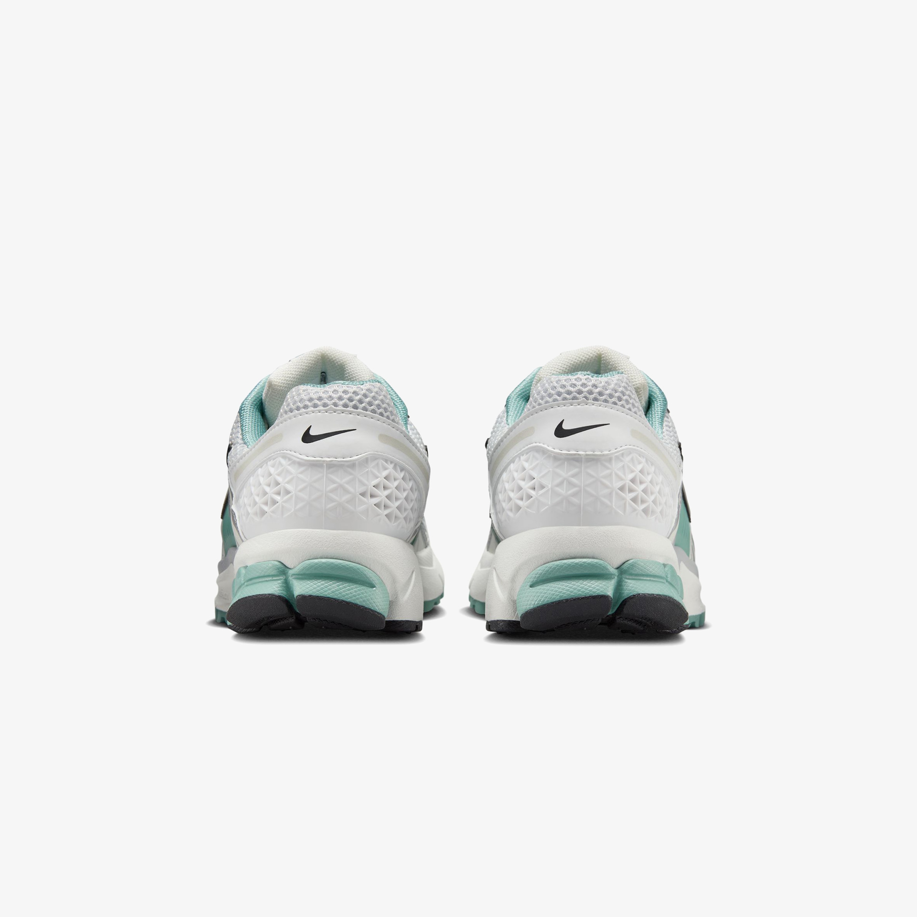 Nike Zoom Vomero 5 Kadın Beyaz/Yeşil Spor Ayakkabı