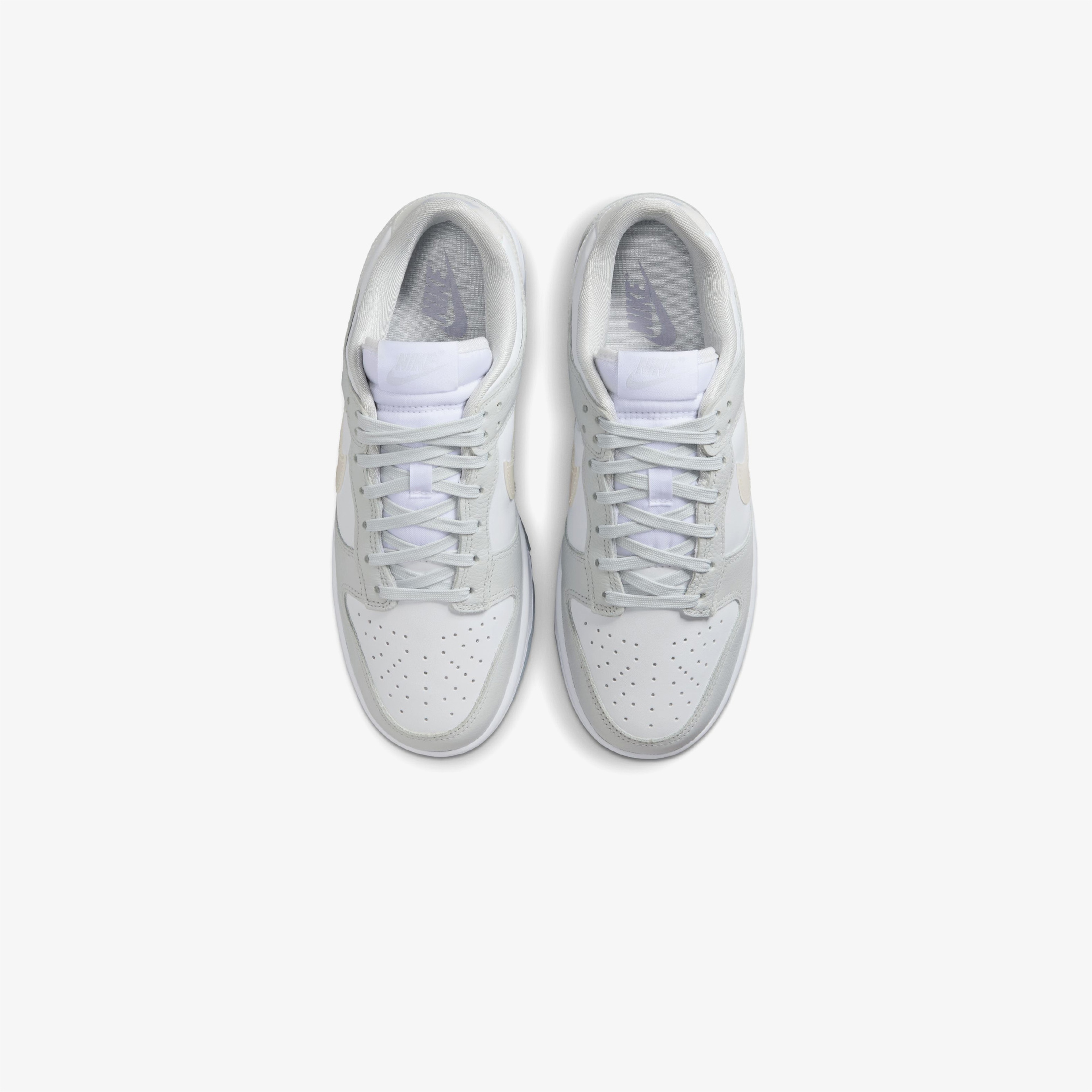 Nike Dunk Low Iridescent Kadın Gri Spor Ayakkabı