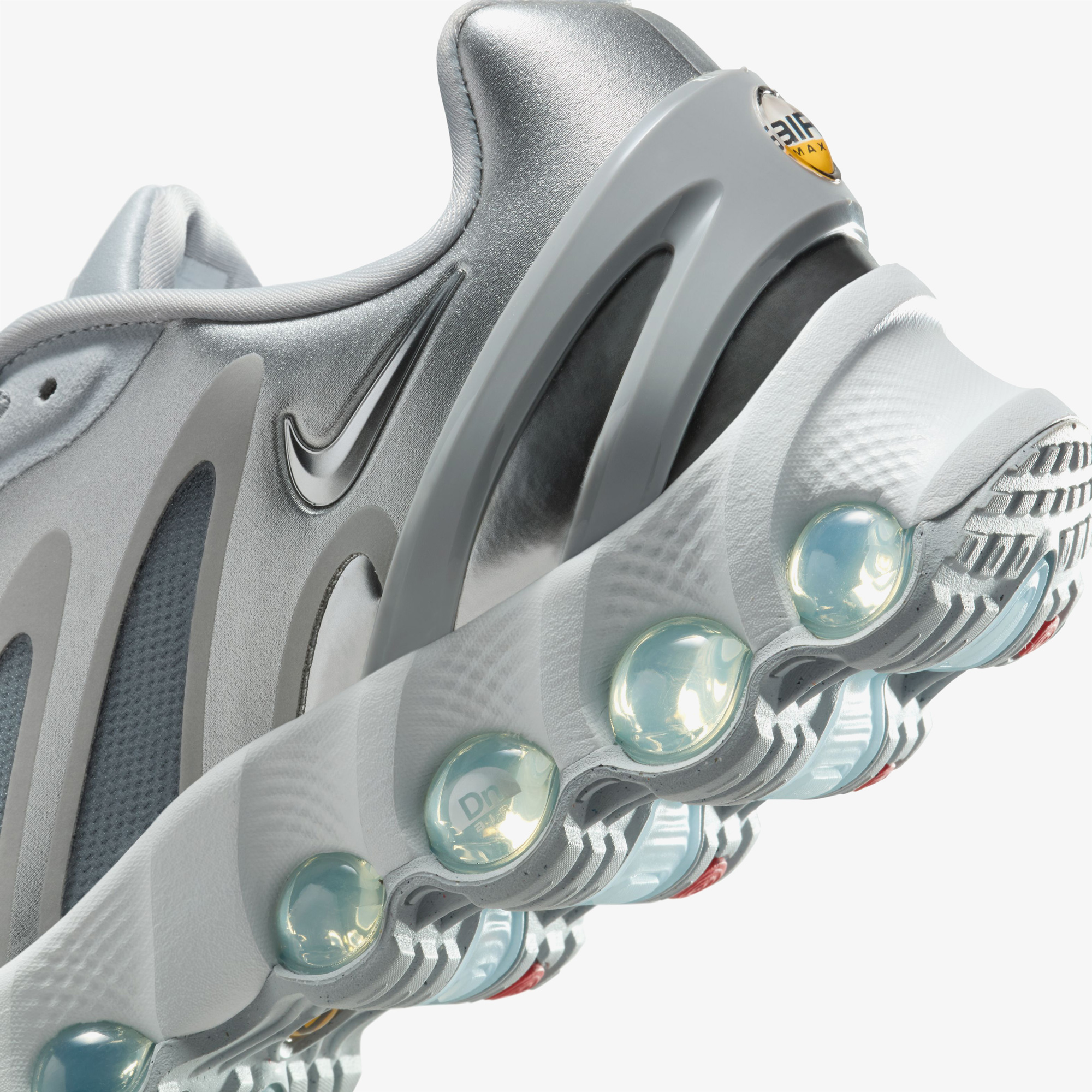 Nike Air Max DN8 Kadın Siyah Spor Ayakkabı