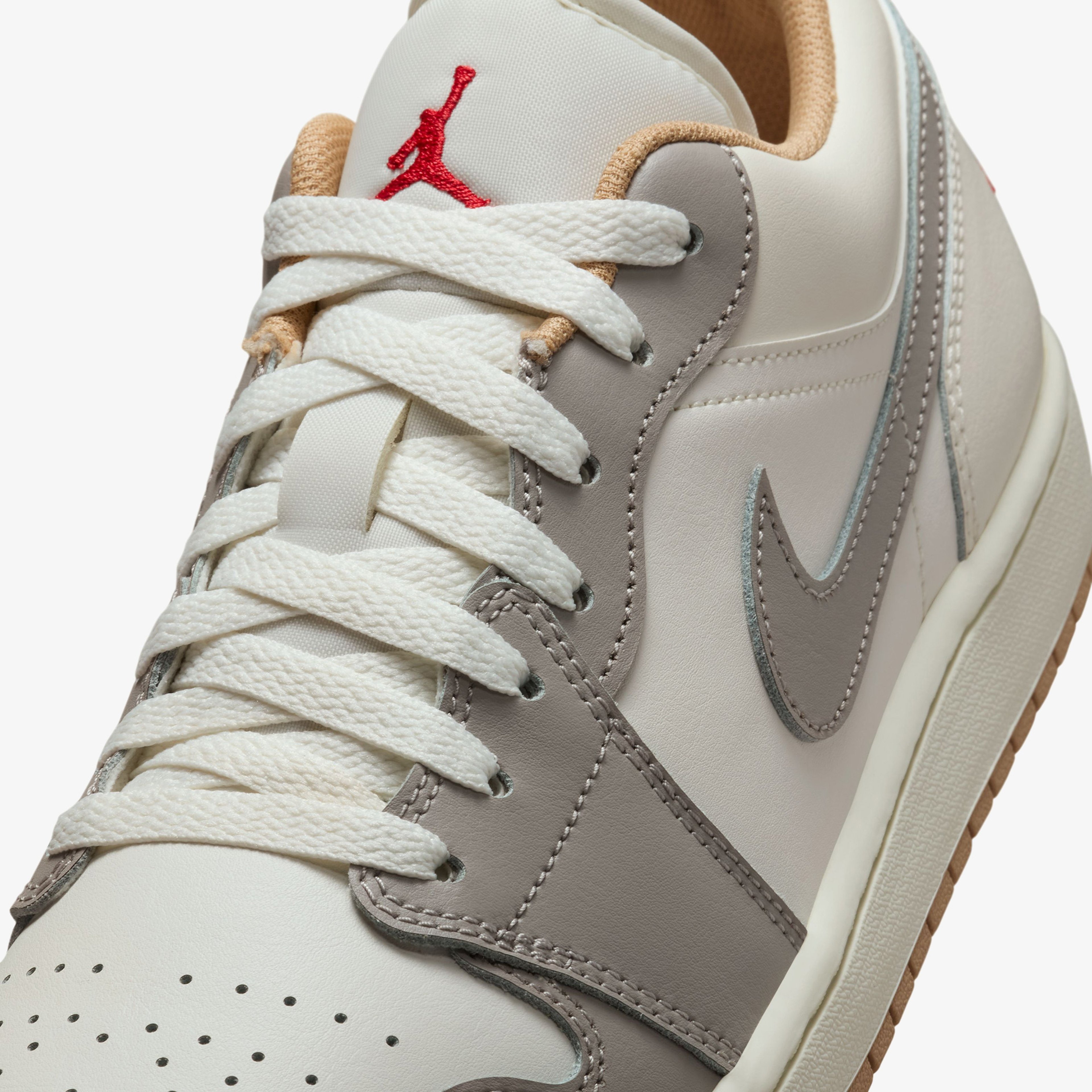 Nike Air Jordan 1 Low Erkek Gri Spor Ayakkabı