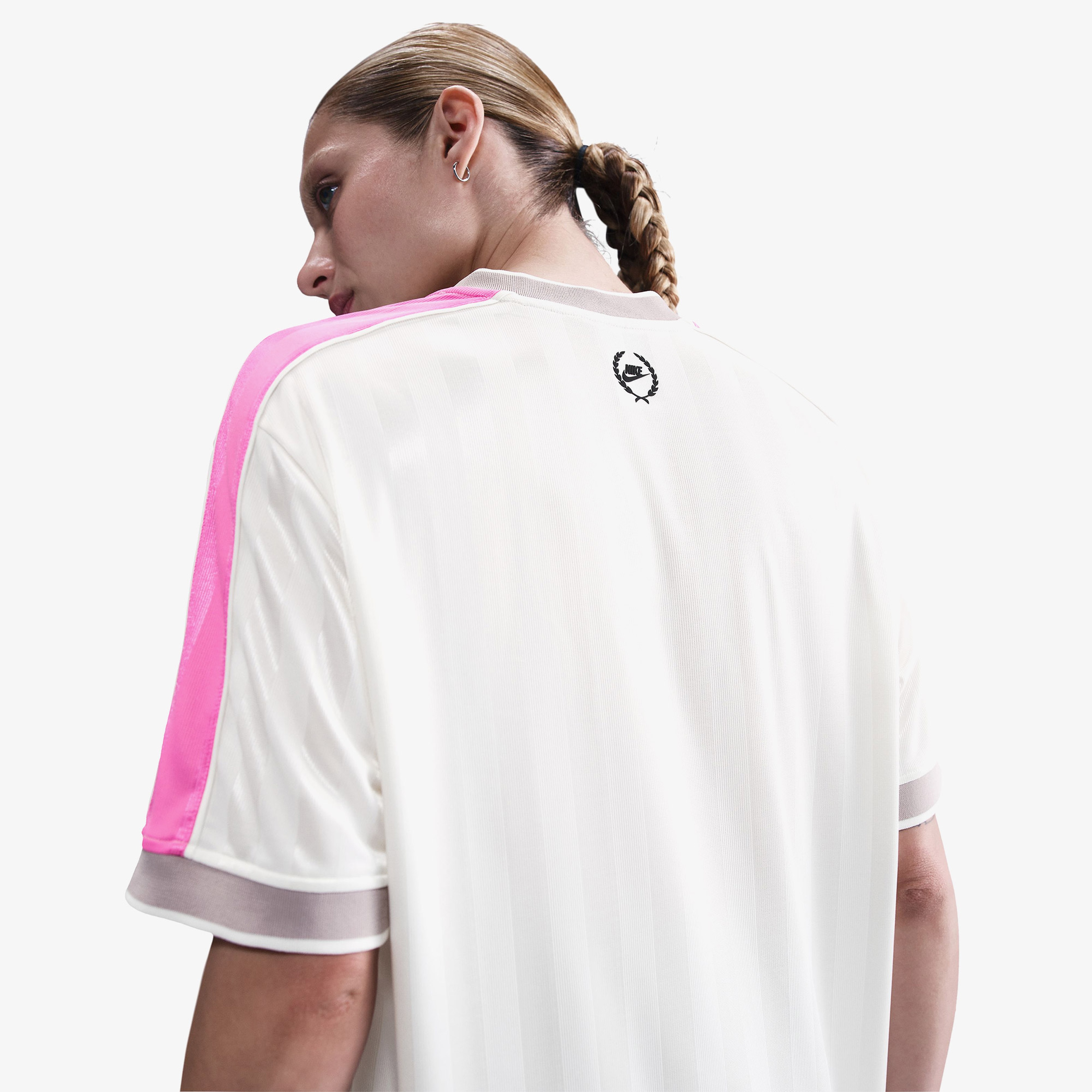 Nike Sportswear V Yakalı Kadın Beyaz Forma