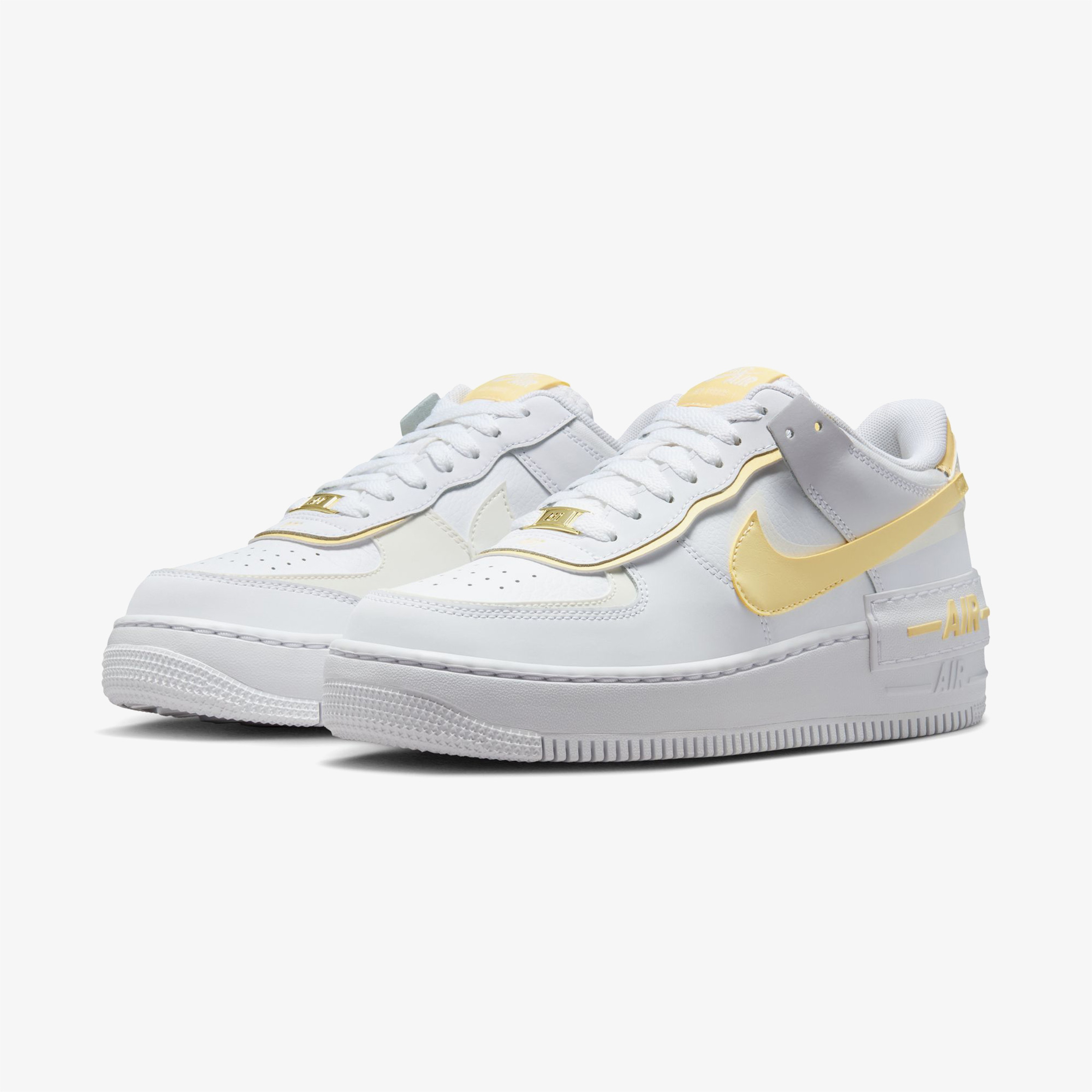 Nike Air Force 1 Shadow Kadın Beyaz Spor Ayakkabı
