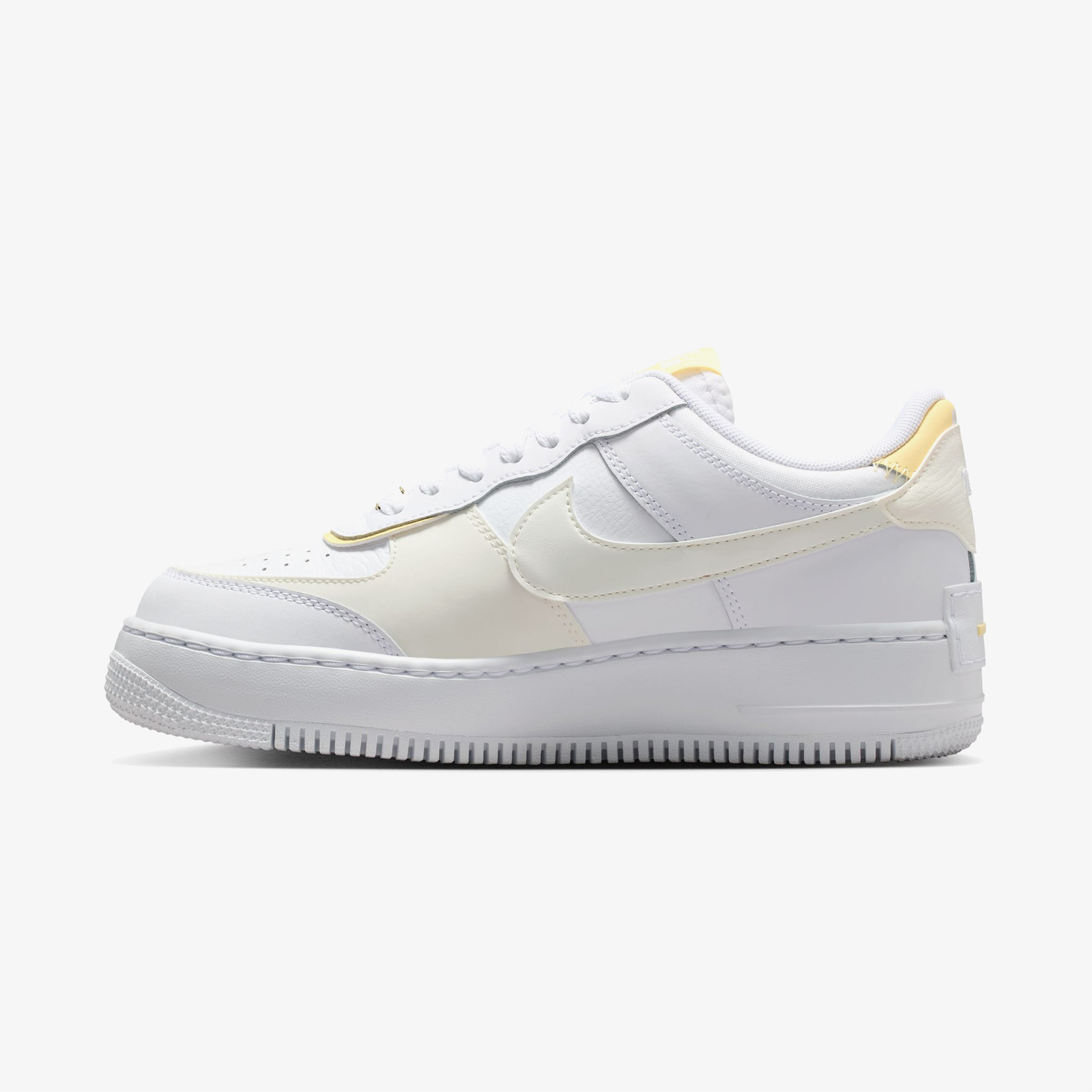 Nike Air Force 1 Shadow Kadın Beyaz Spor Ayakkabı