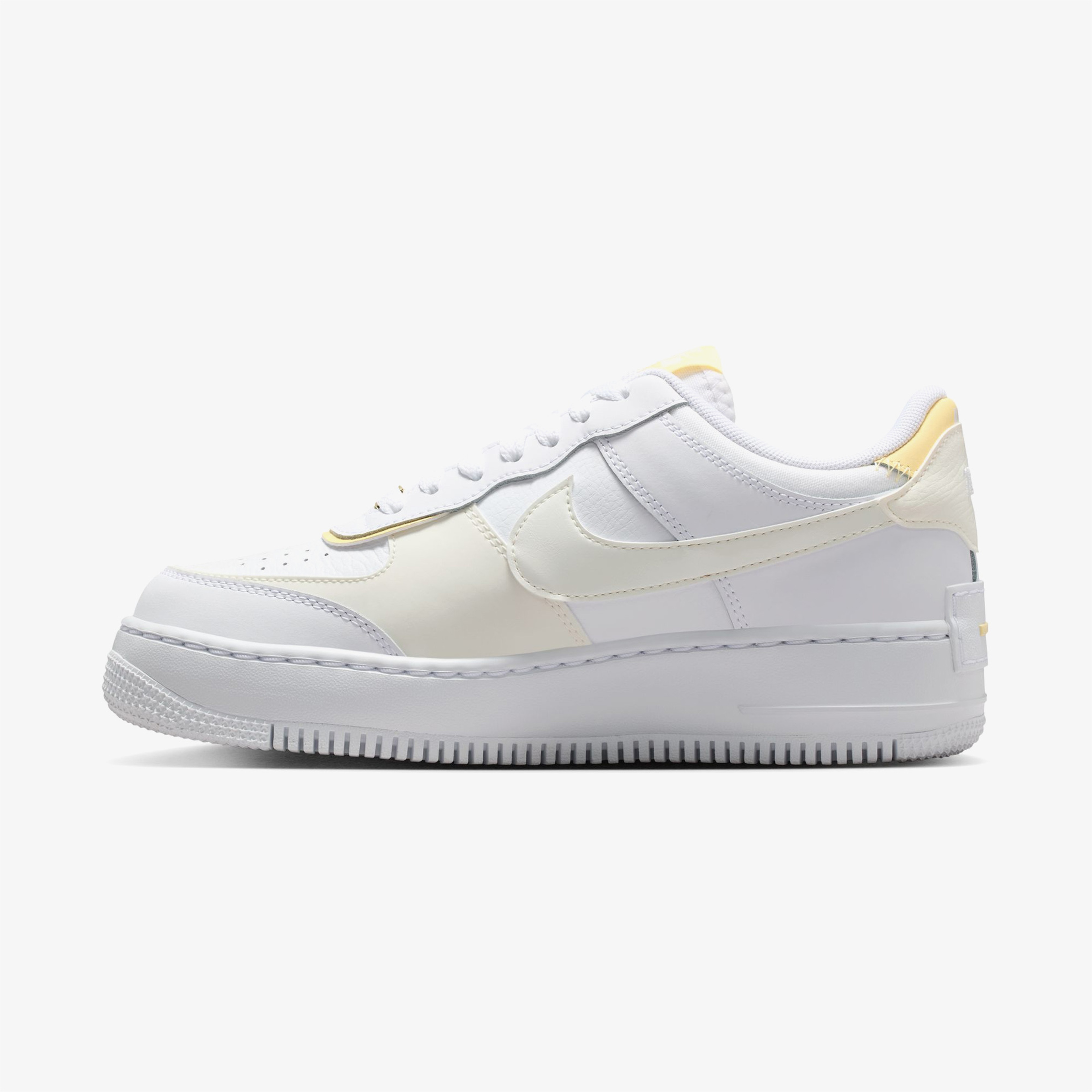 Nike Air Force 1 Shadow Kadın Beyaz Spor Ayakkabı