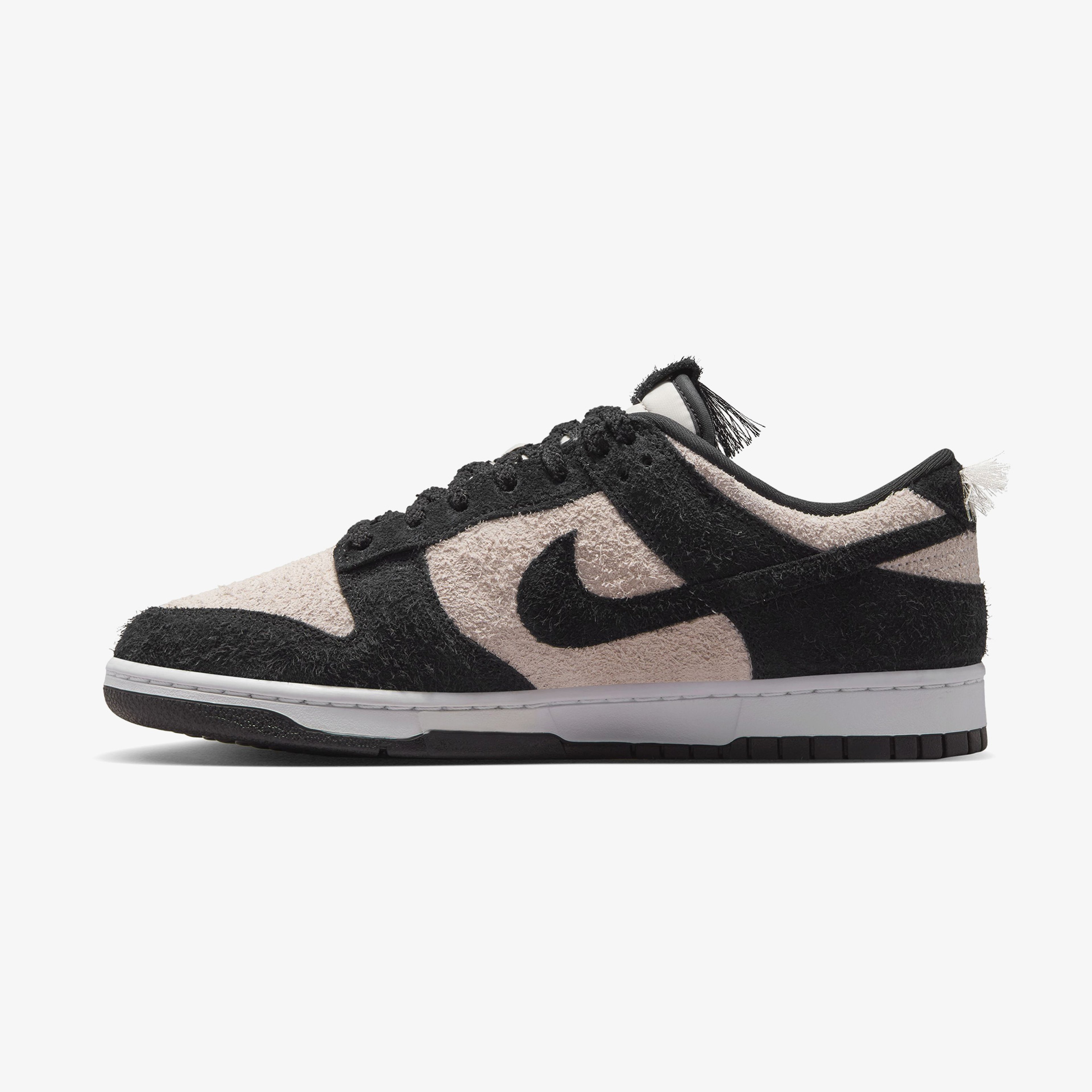 Nike Dunk Low Retro SE Erkek Beyaz/Siyah Spor Ayakkabı