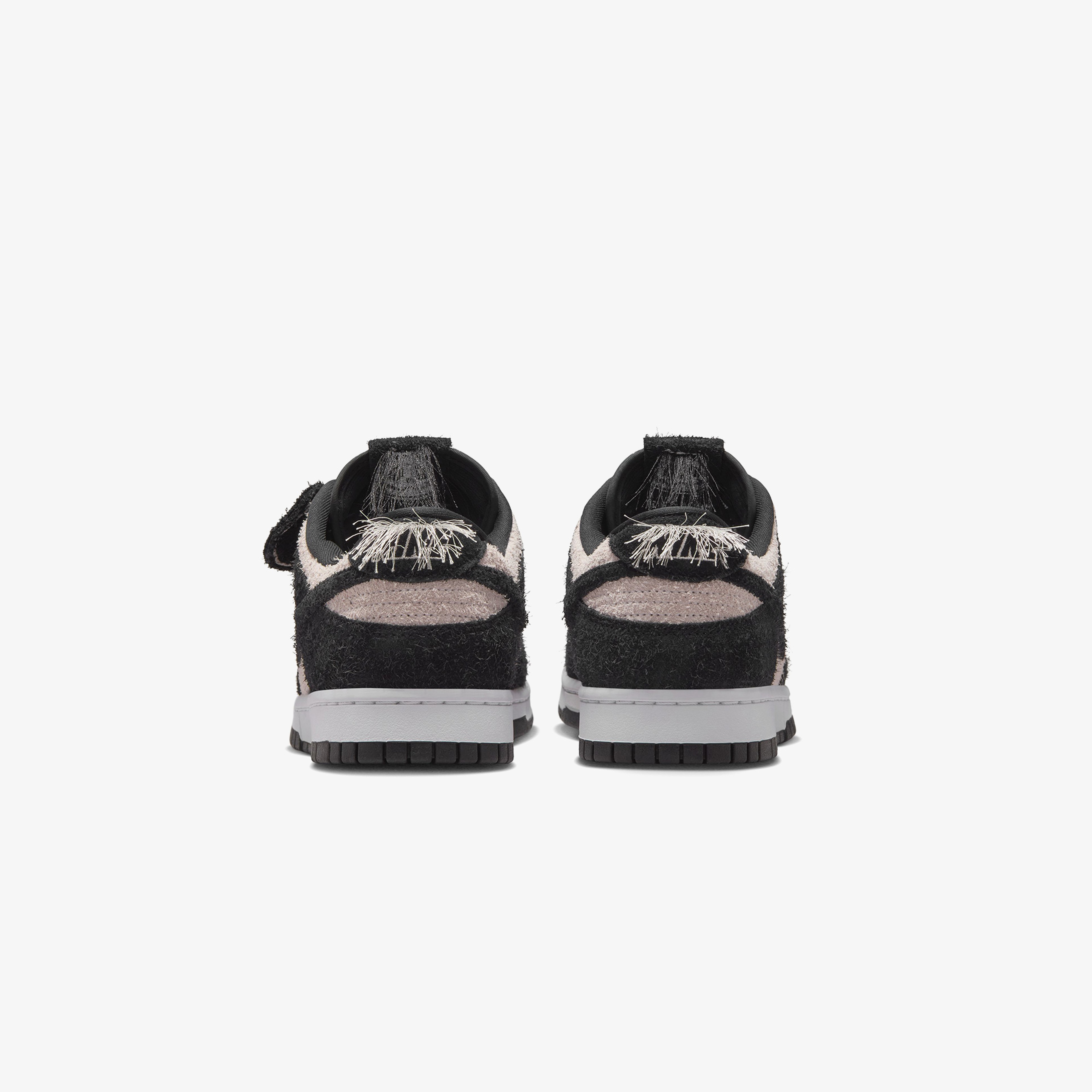 Nike Dunk Low Retro SE Erkek Beyaz/Siyah Spor Ayakkabı