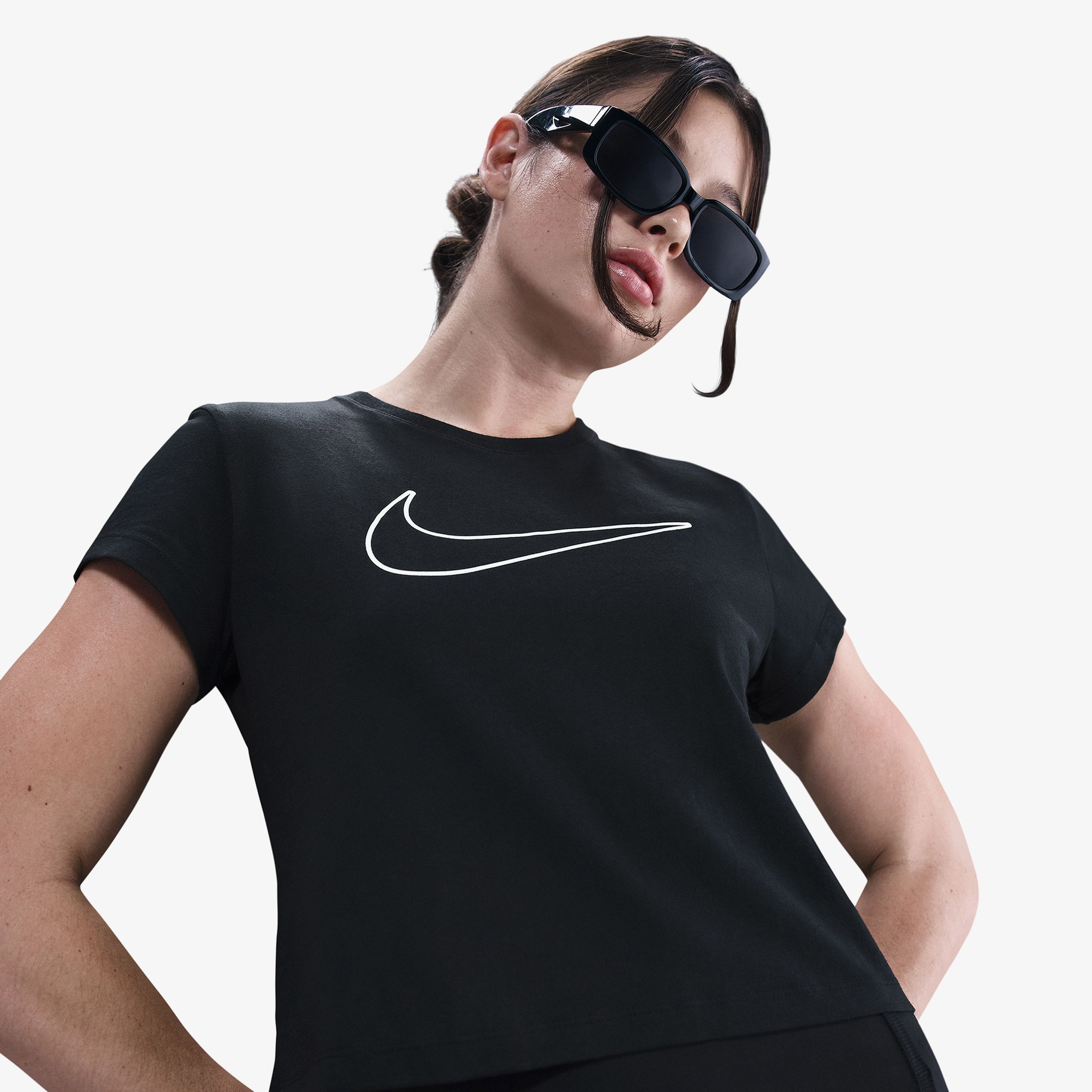 Nike Club SS Kadın Siyah T-Shirt