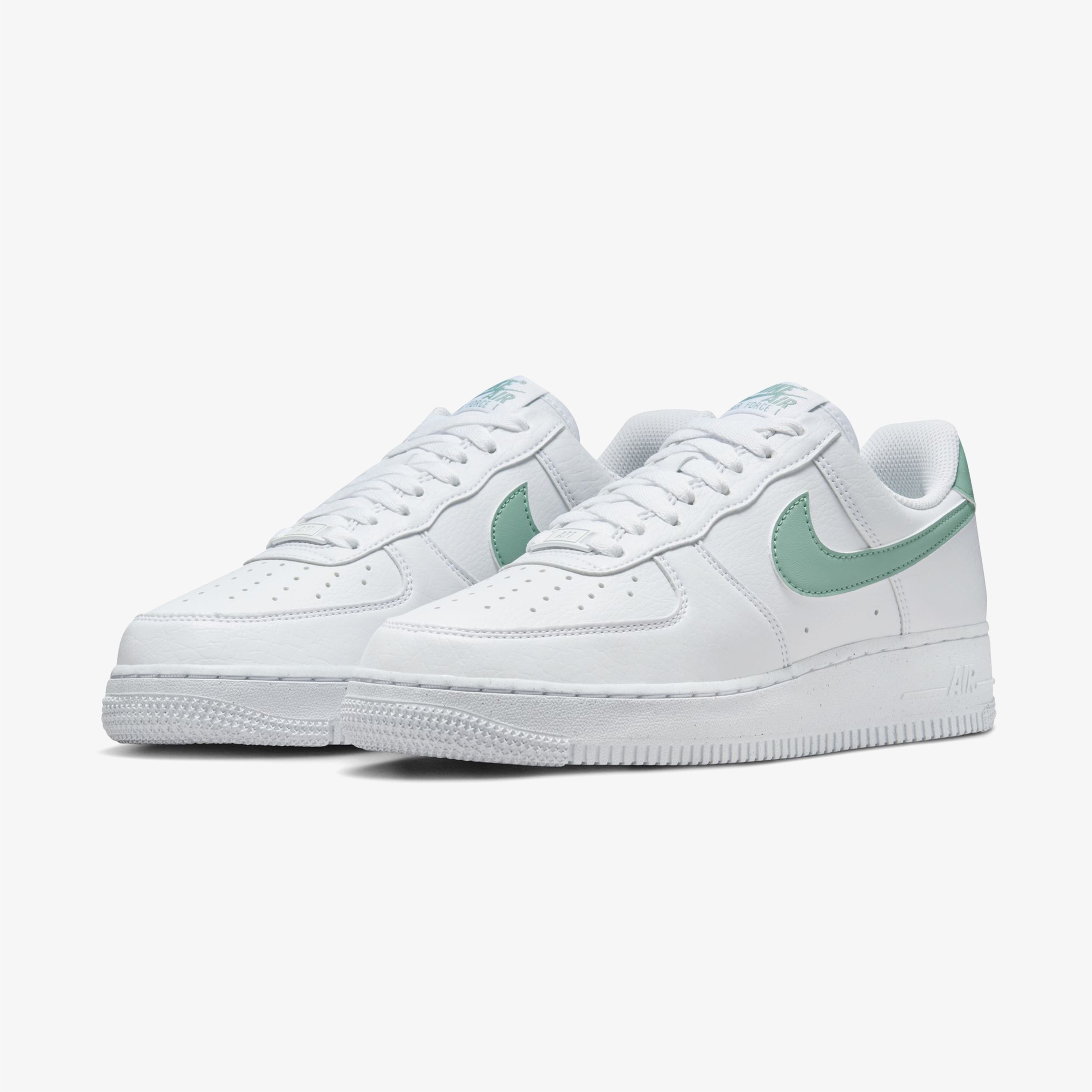 Nike Air Force 1 '07 Next Nature Kadın Beyaz Spor Ayakkabı