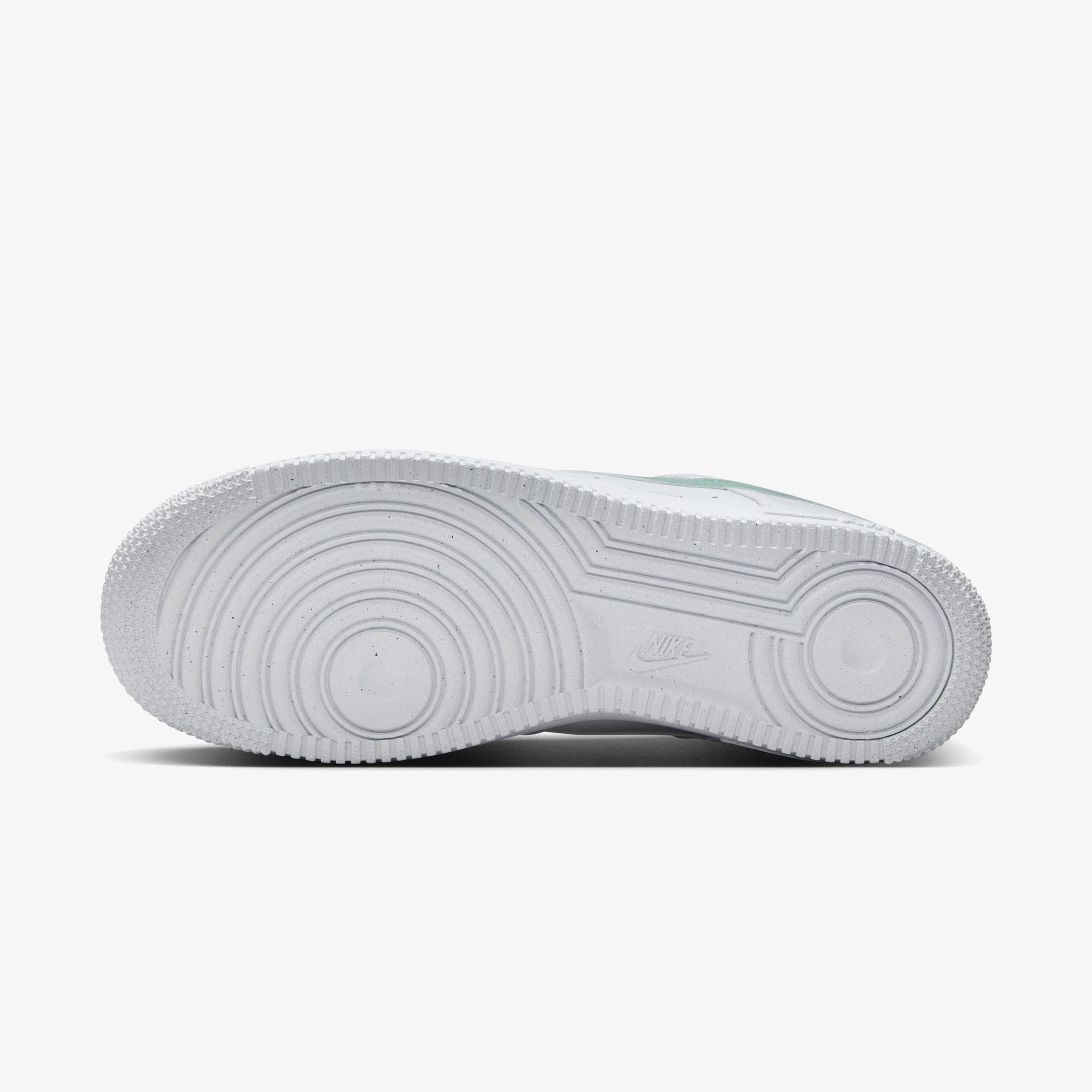 Nike Air Force 1 '07 Next Nature Kadın Beyaz Spor Ayakkabı