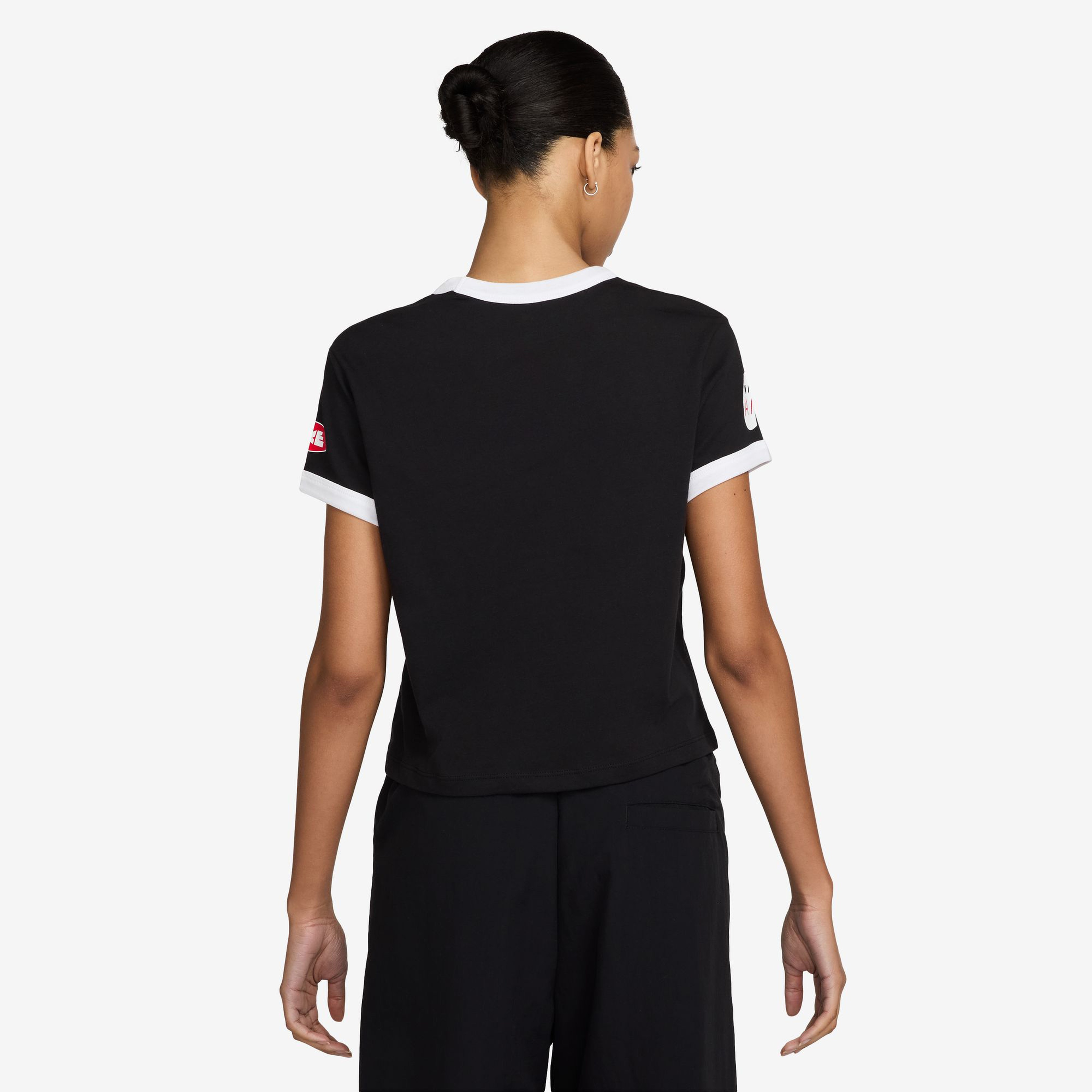 Nike Sportswear Club Kadın Siyah T-Shirt