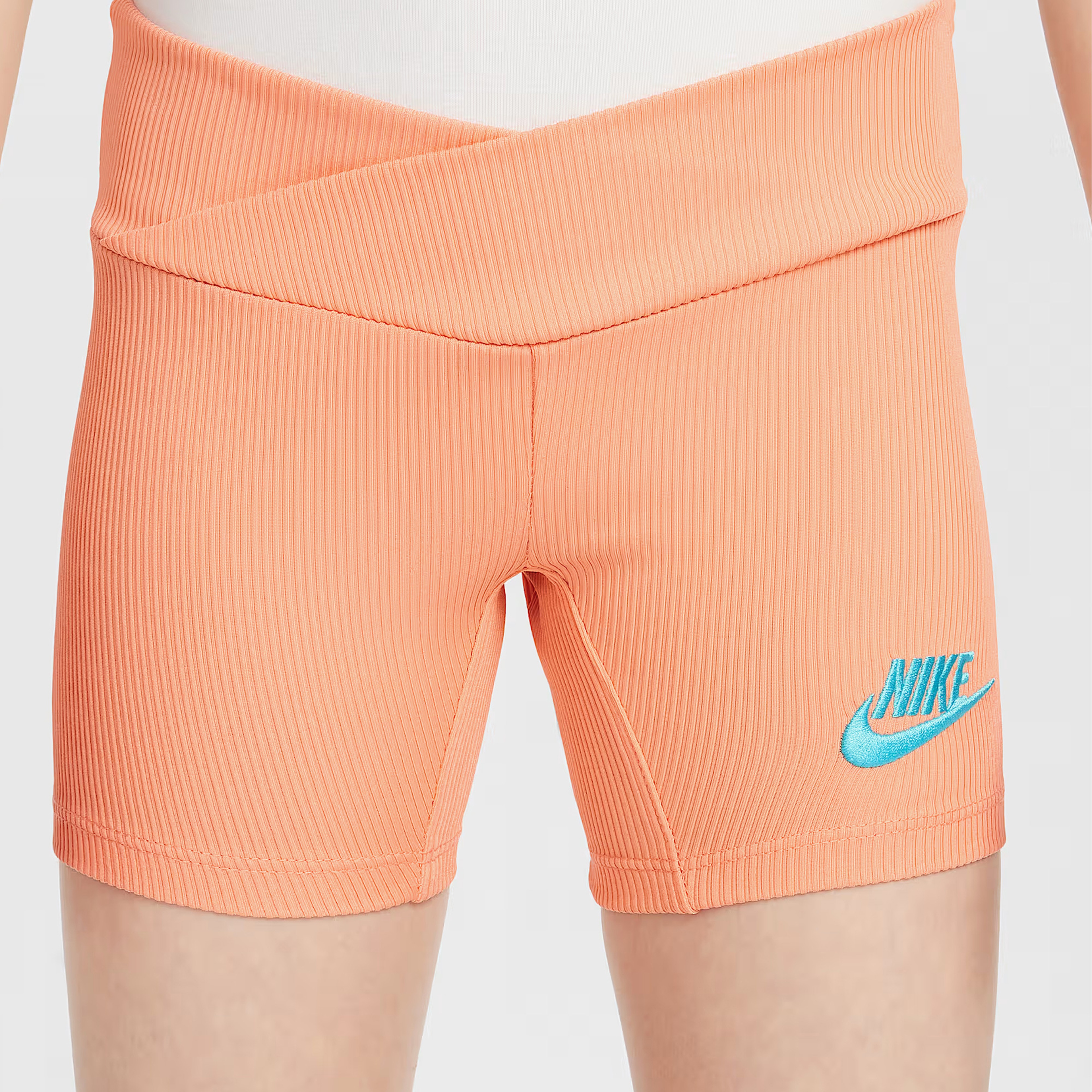 Nike Wild Flower Çocuk Turuncu Şort Takım