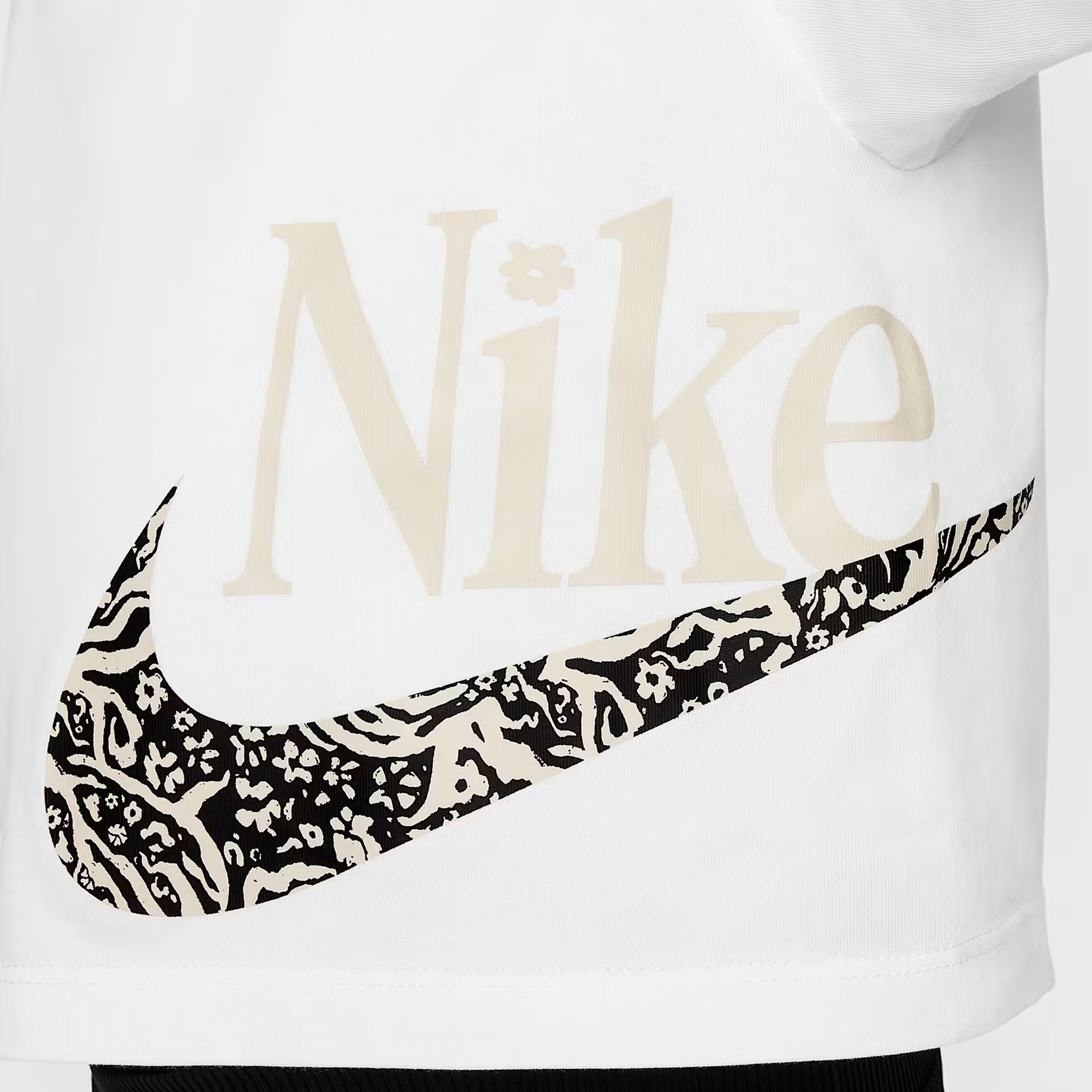 Nike Wild Flower Çocuk Siyah Şort Takım