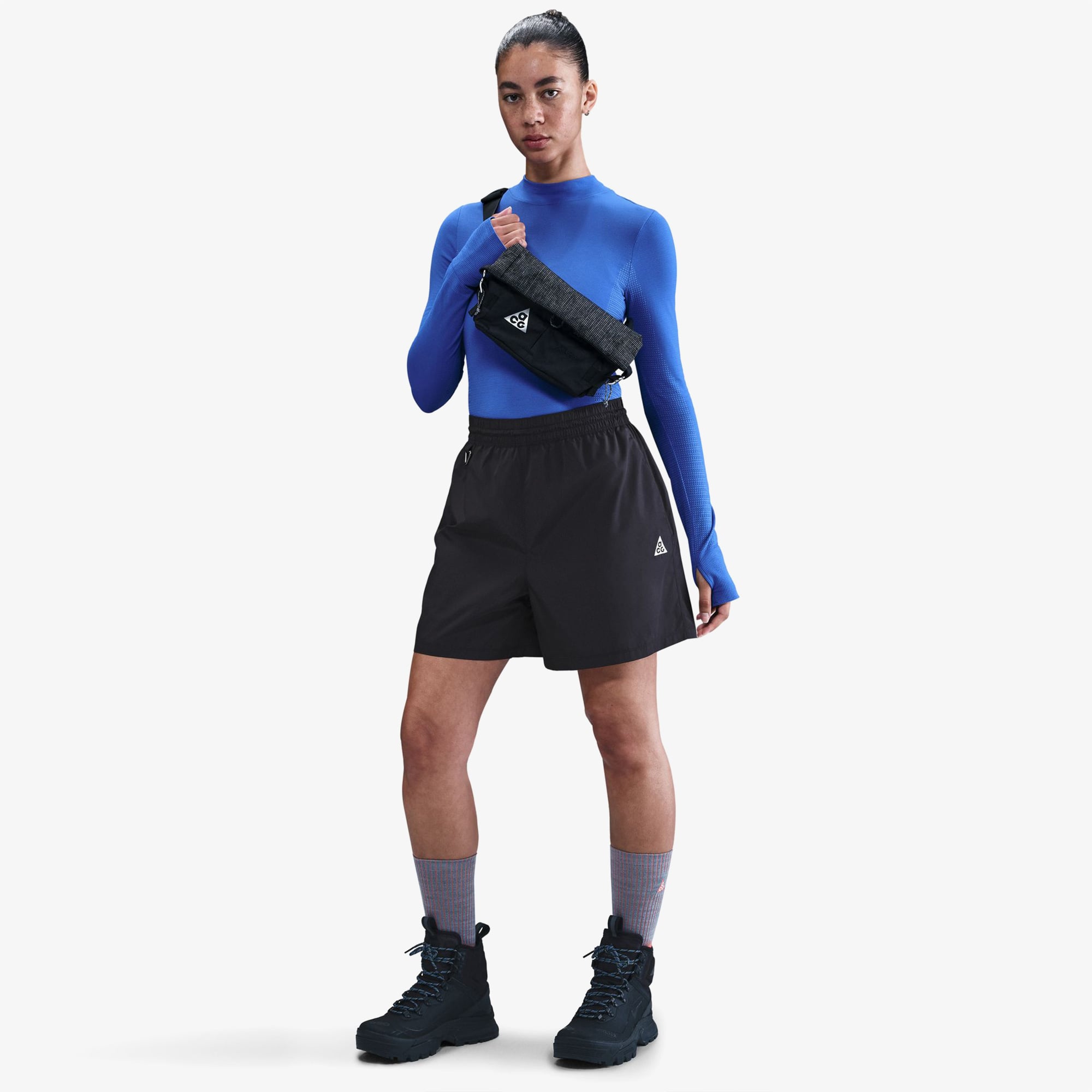 Nike ACG Repel Normal Belli Kadın Siyah Şort