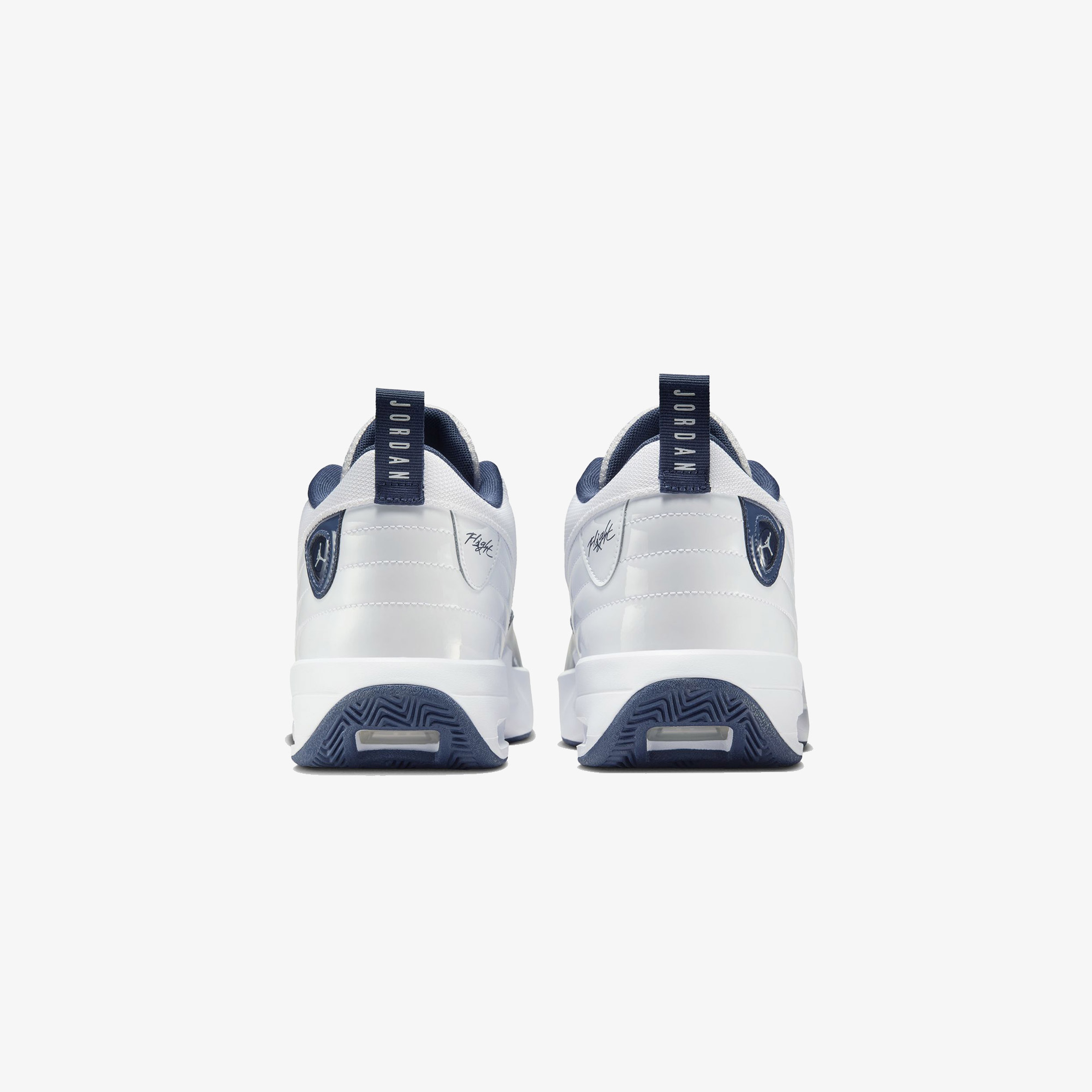 Jordan Max Aura 6 Erkek Beyaz Basketbol Ayakkabısı