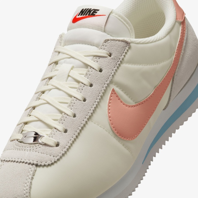 Nike Krem Nike Cortez Kadın Beyaz Sneaker