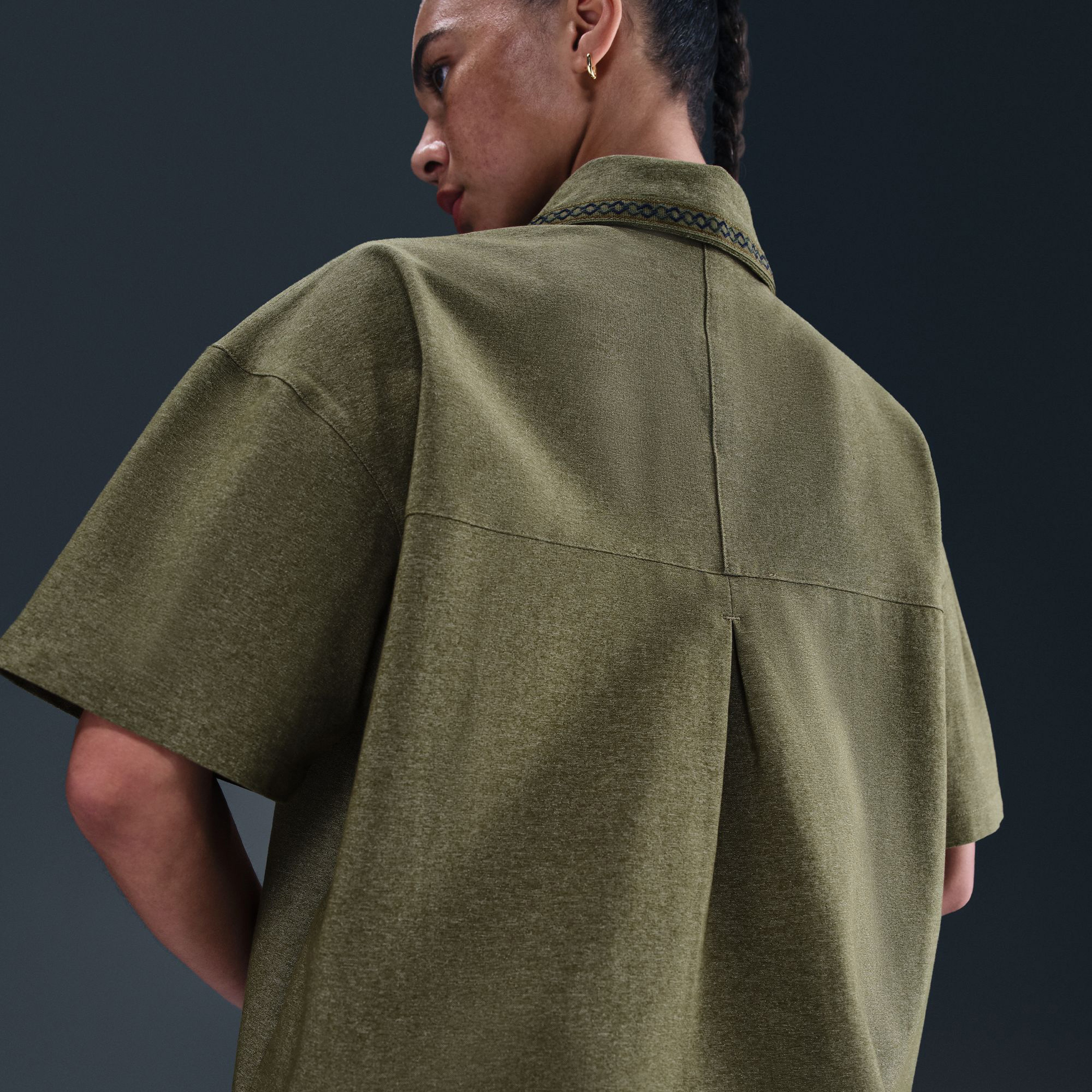 Nike Naomi Osaka Oversized Fit Kadın Yeşil Gömlek