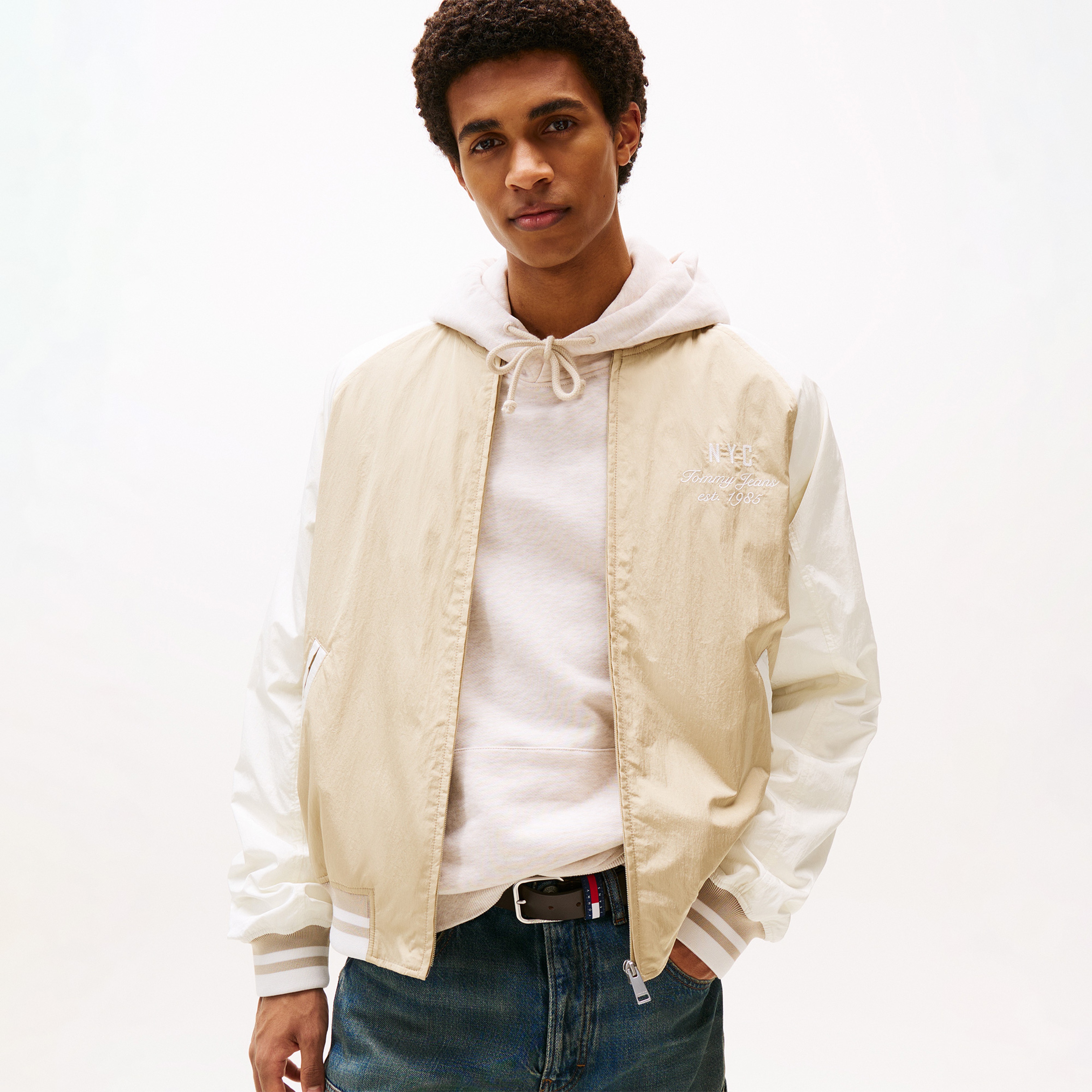 Tommy Hilfiger Jeans Graphic Su İtici Erkek Bej Ceket