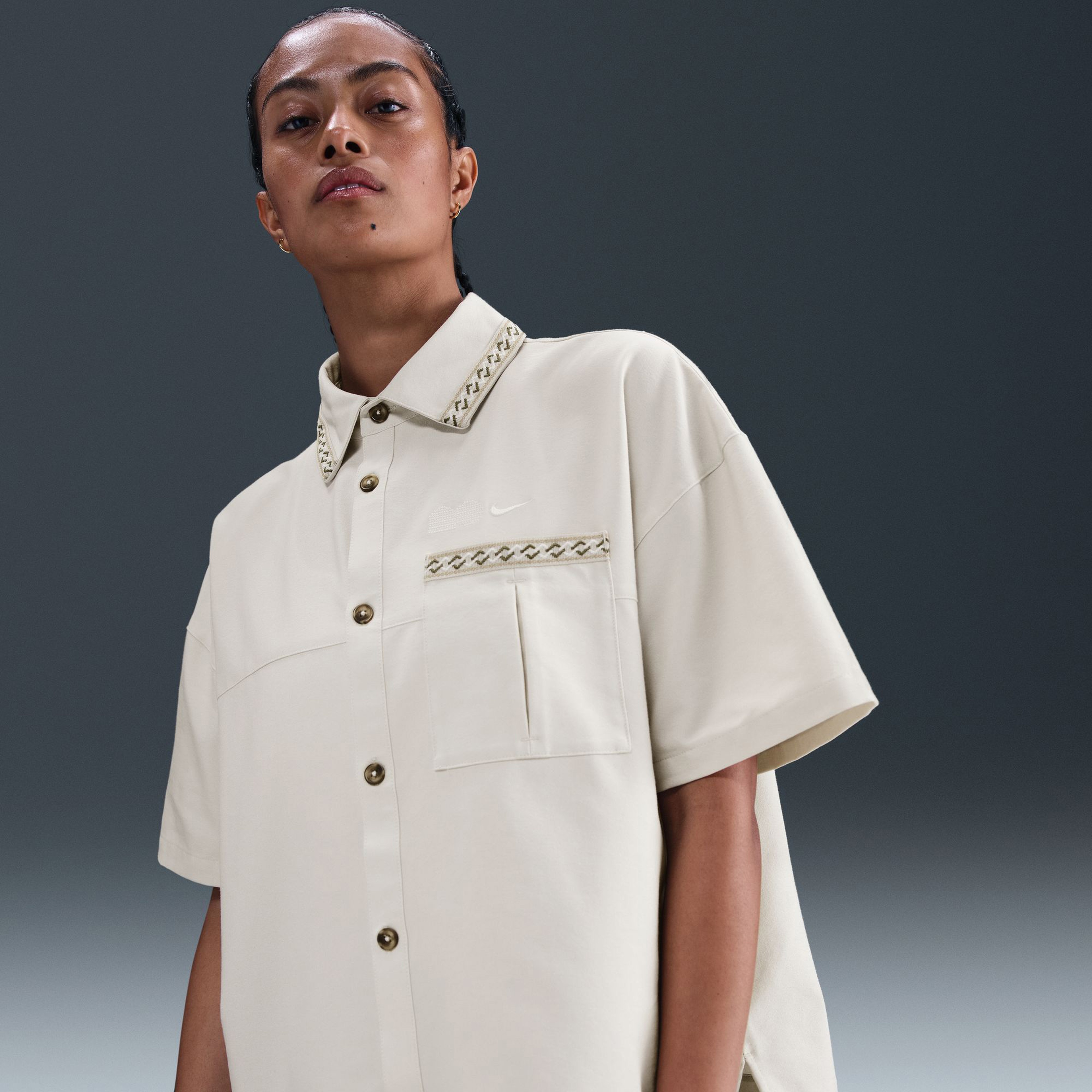 Nike Naomi Osaka Oversized Kadın Beyaz Gömlek