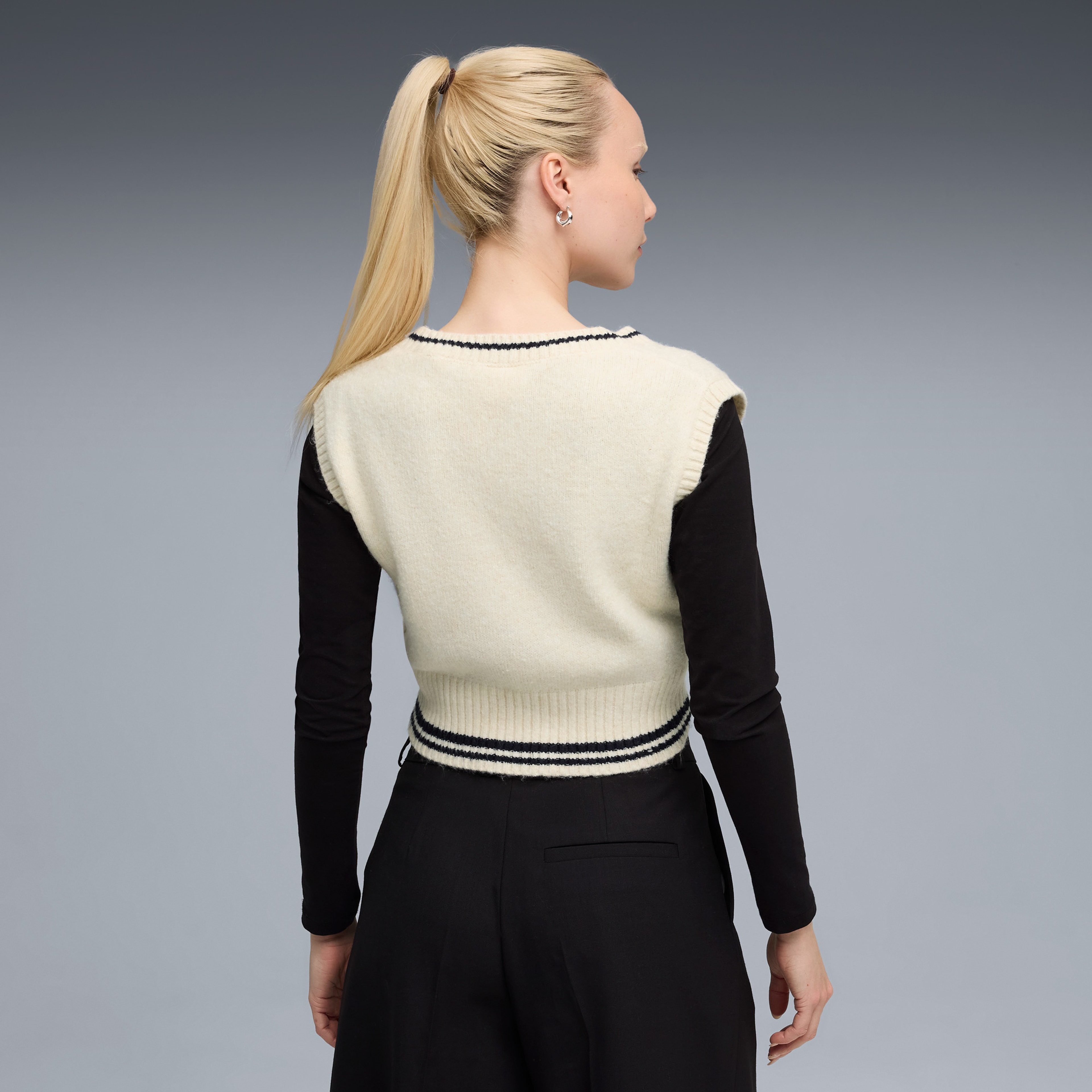 Puma Essentials Kadın Krem Süveter