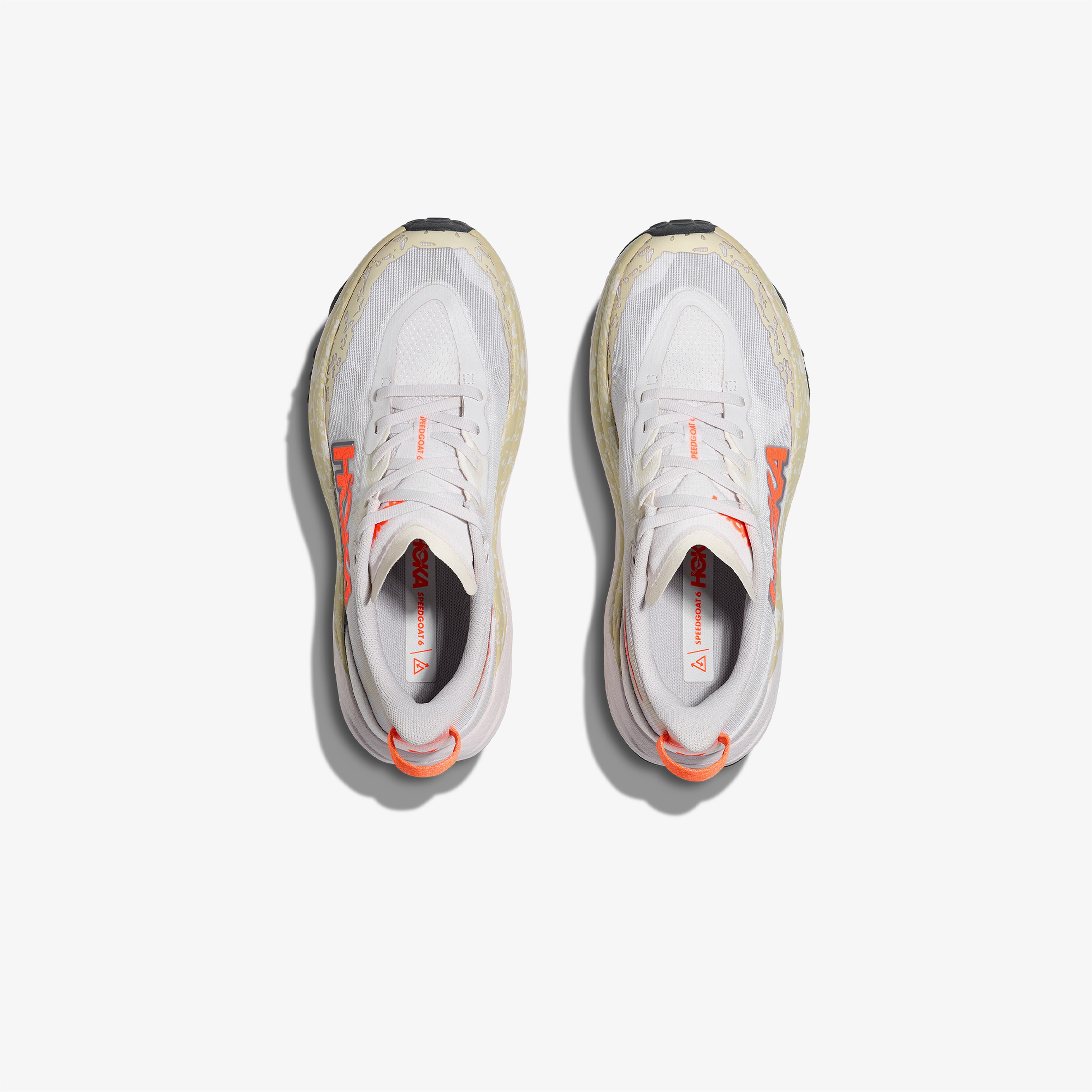 Hoka Speedgoat 6 Kadın Beyaz Koşu Ayakkabısı