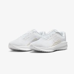 Nike  Downshifter 13 Kadın Beyaz Spor Ayakkabı