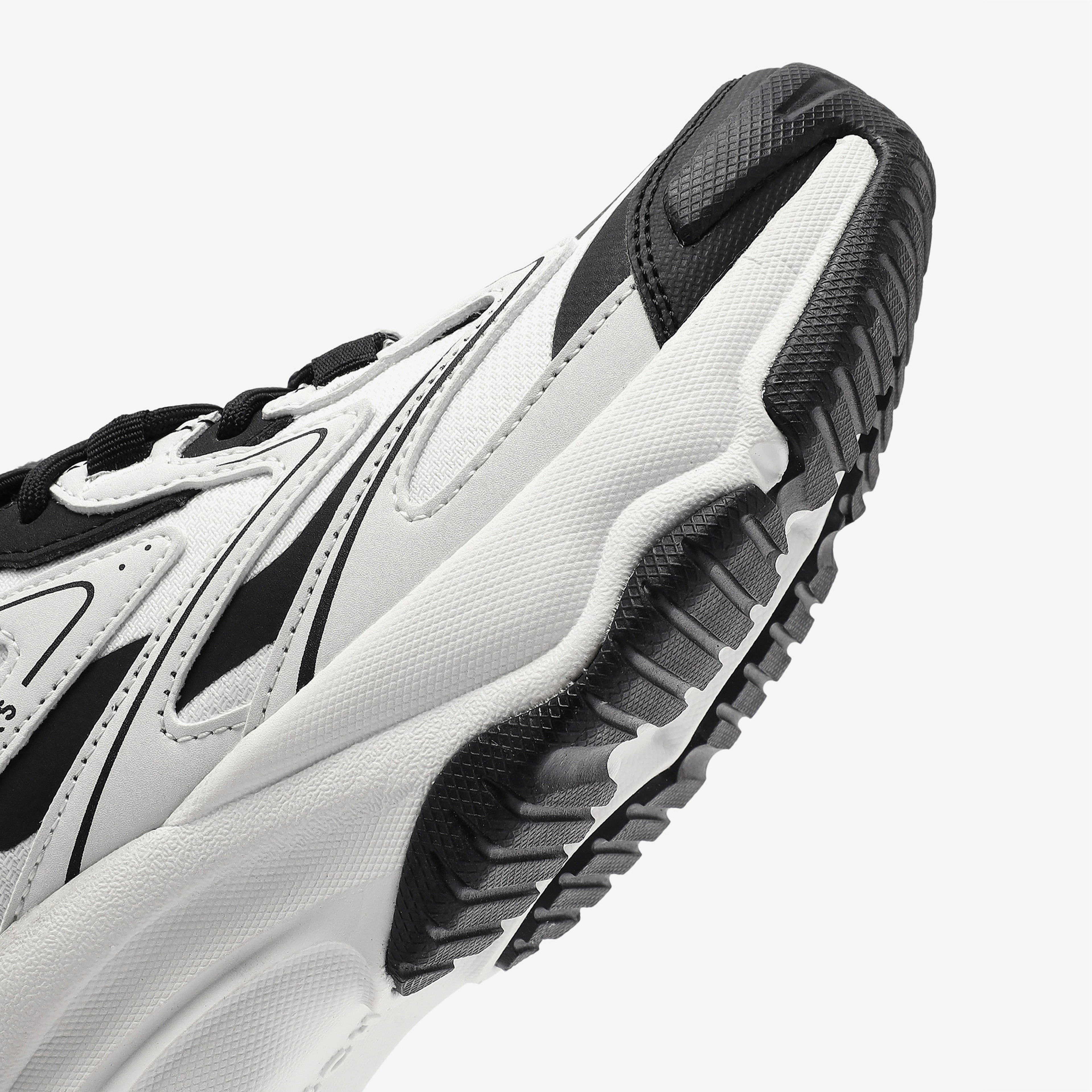 Skechers Moonhiker Kadın Beyaz Spor Ayakkabı