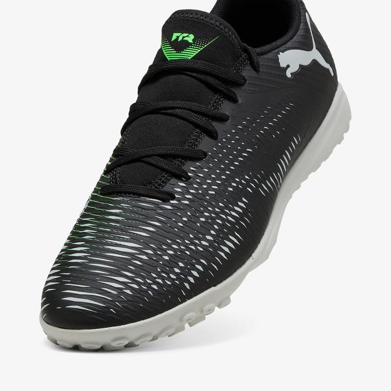 Puma Future 8 Play Erkek Siyah Halı Saha Kramponu