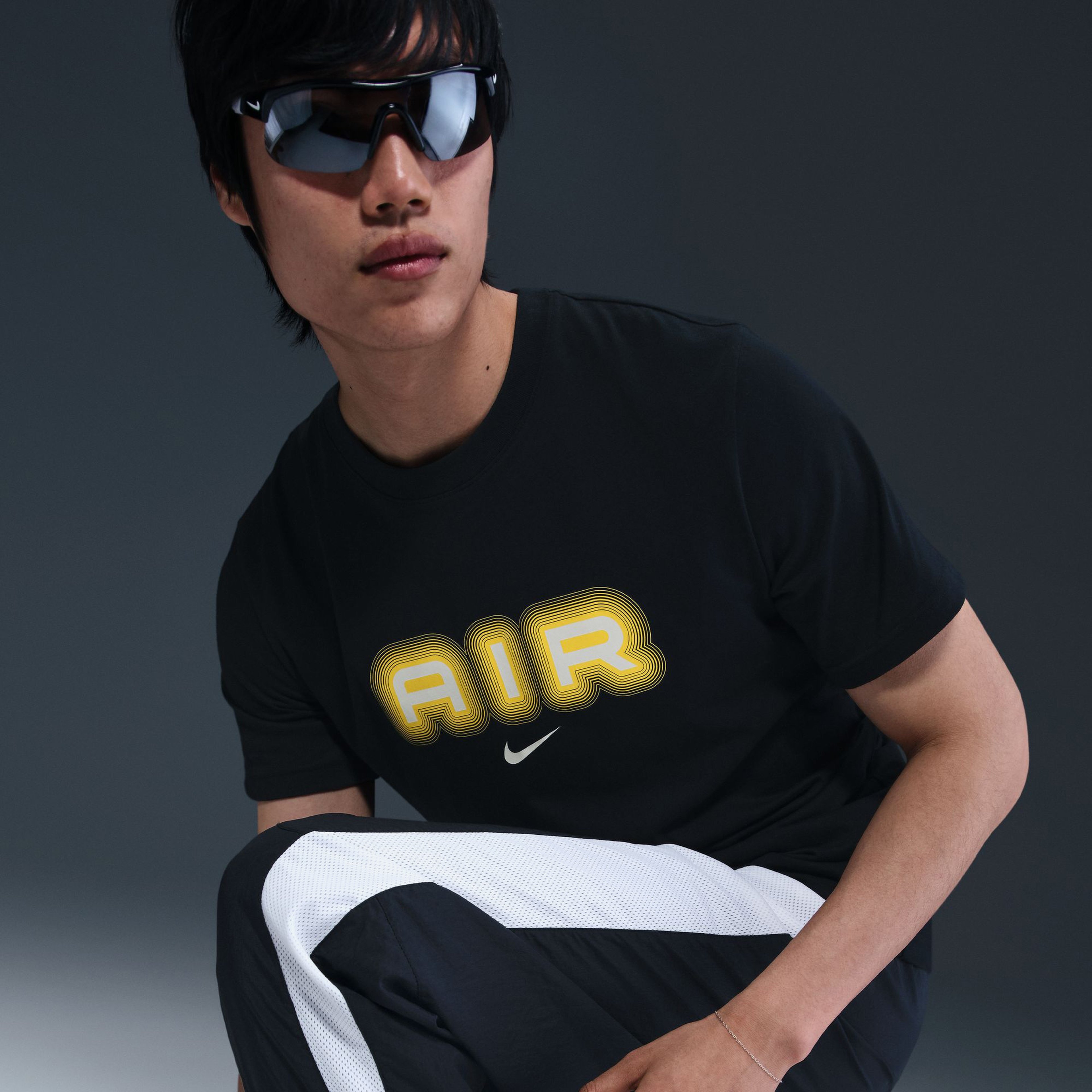 Nike Air Graphic Erkek Siyah T-Shirt