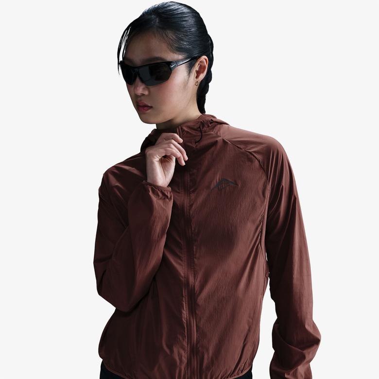 Nike Trail Kadın Kahverengi Koşu Ceketi