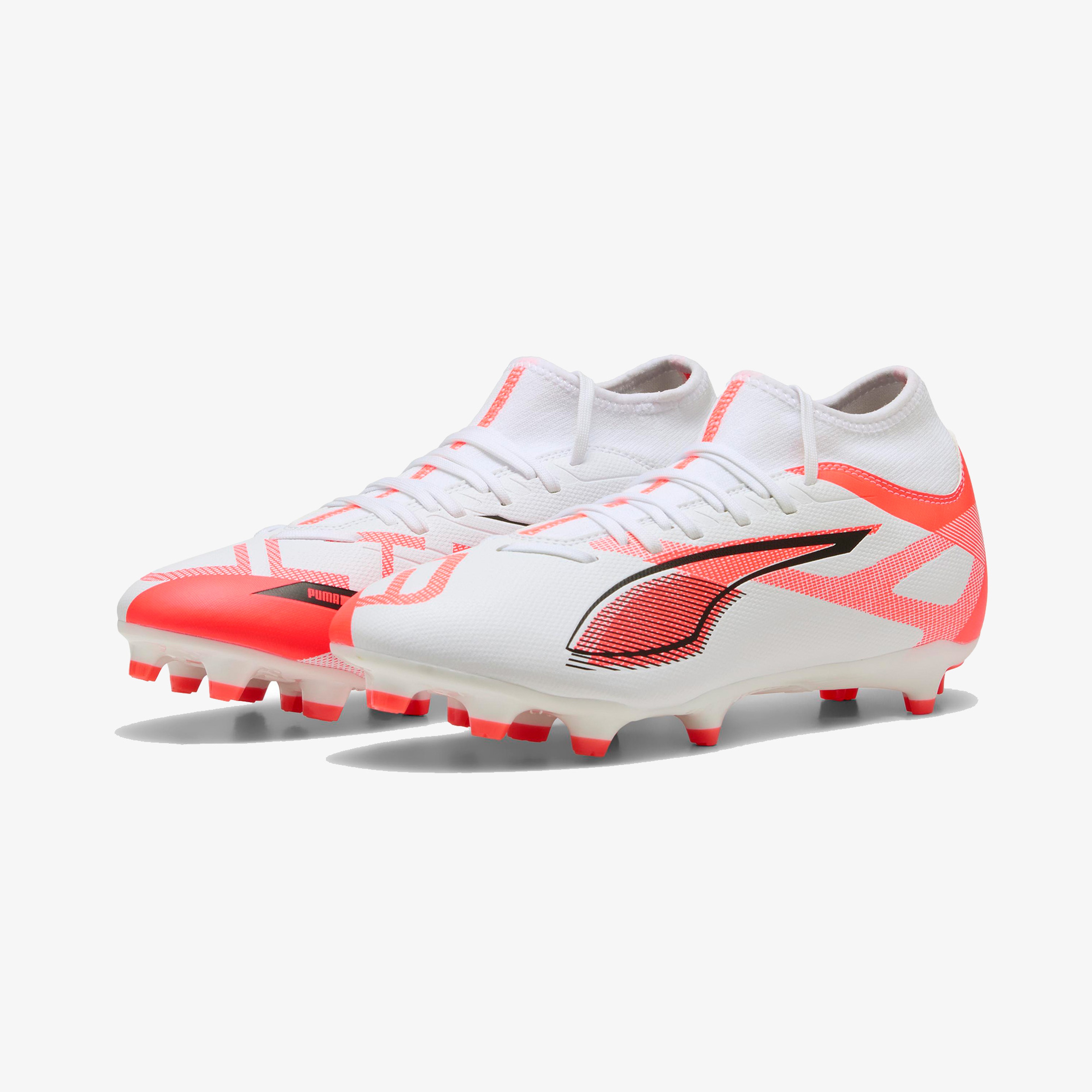 Puma Ultra 5 Play+ Fg/Ag Erkek Beyaz Çim Saha Kramponu